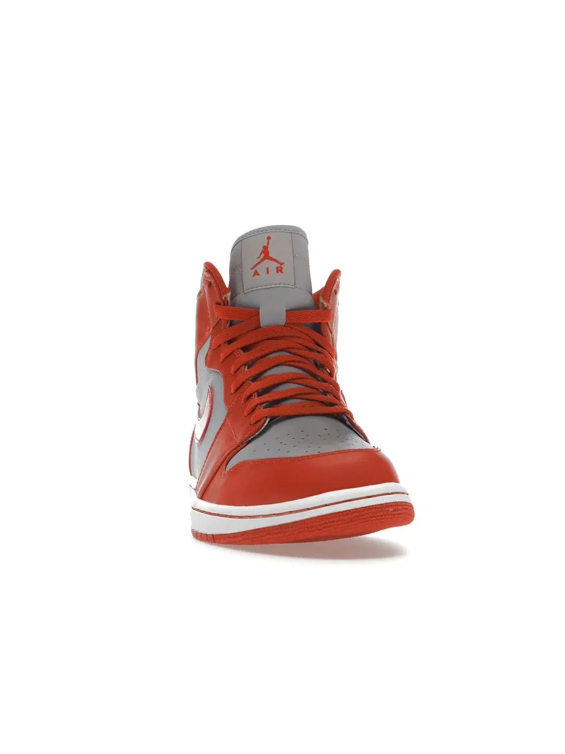 Мужские кроссовки высокие с классическим дизайном Jordan 1 Retro High Jordan — изображение 2 из 4, серый/-белый