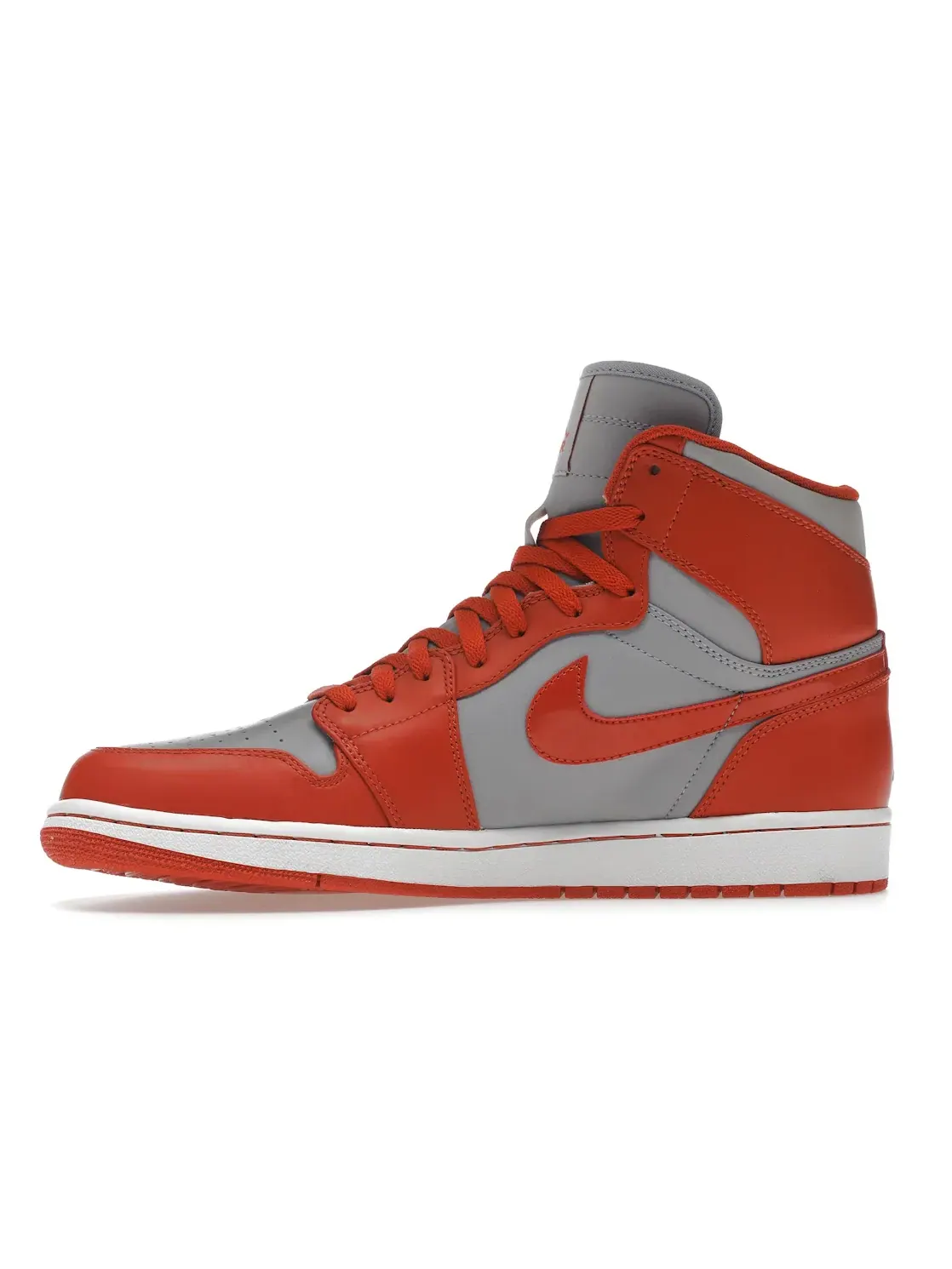 Мужские кроссовки высокие с классическим дизайном Jordan 1 Retro High Jordan — изображение 3 из 4, серый/-белый
