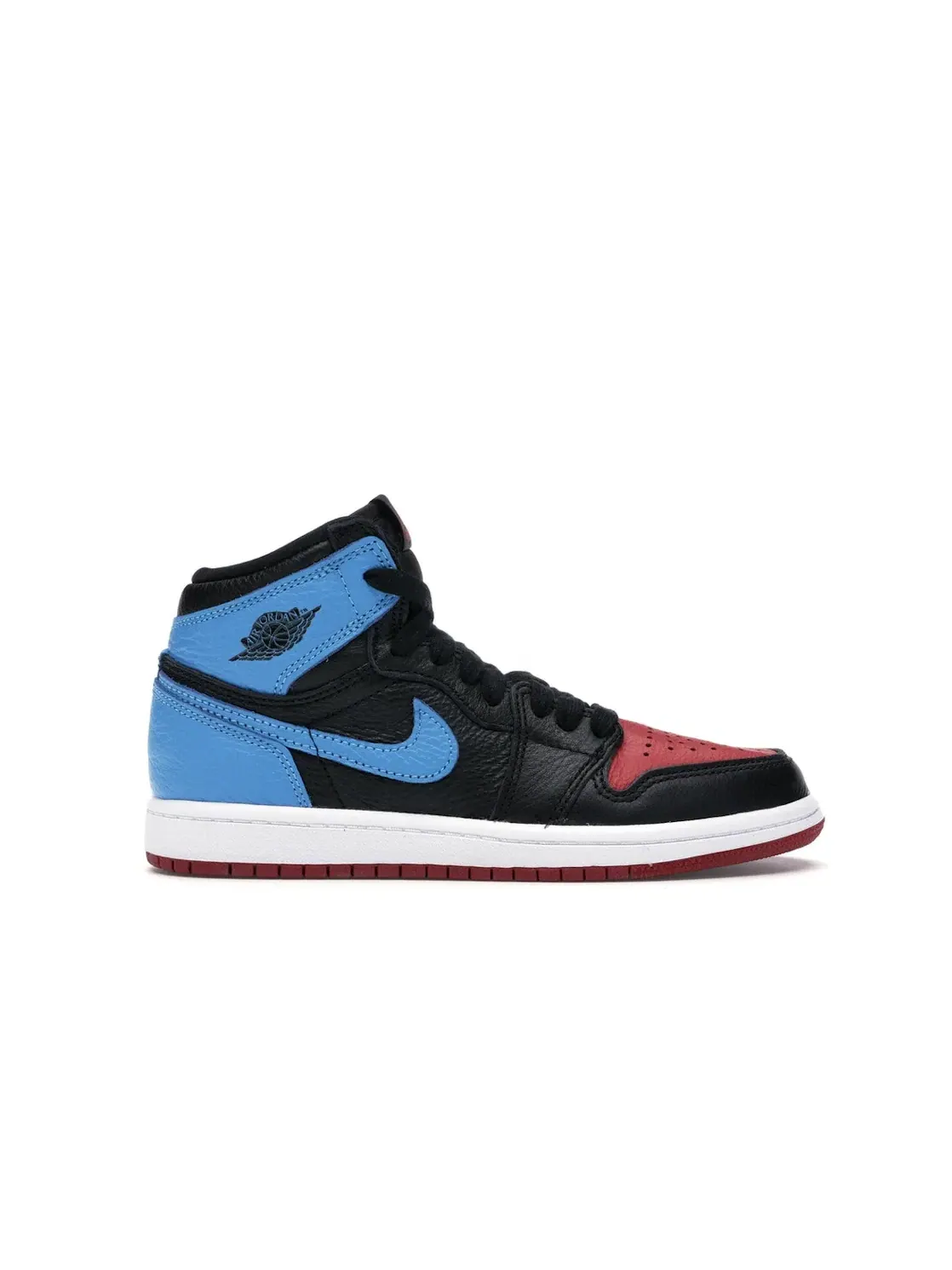Детские кроссовки Lifestyle с патентованной кожи Jordan 1 Retro High UNC Chicago Leather Jordan — изображение 1 из 4