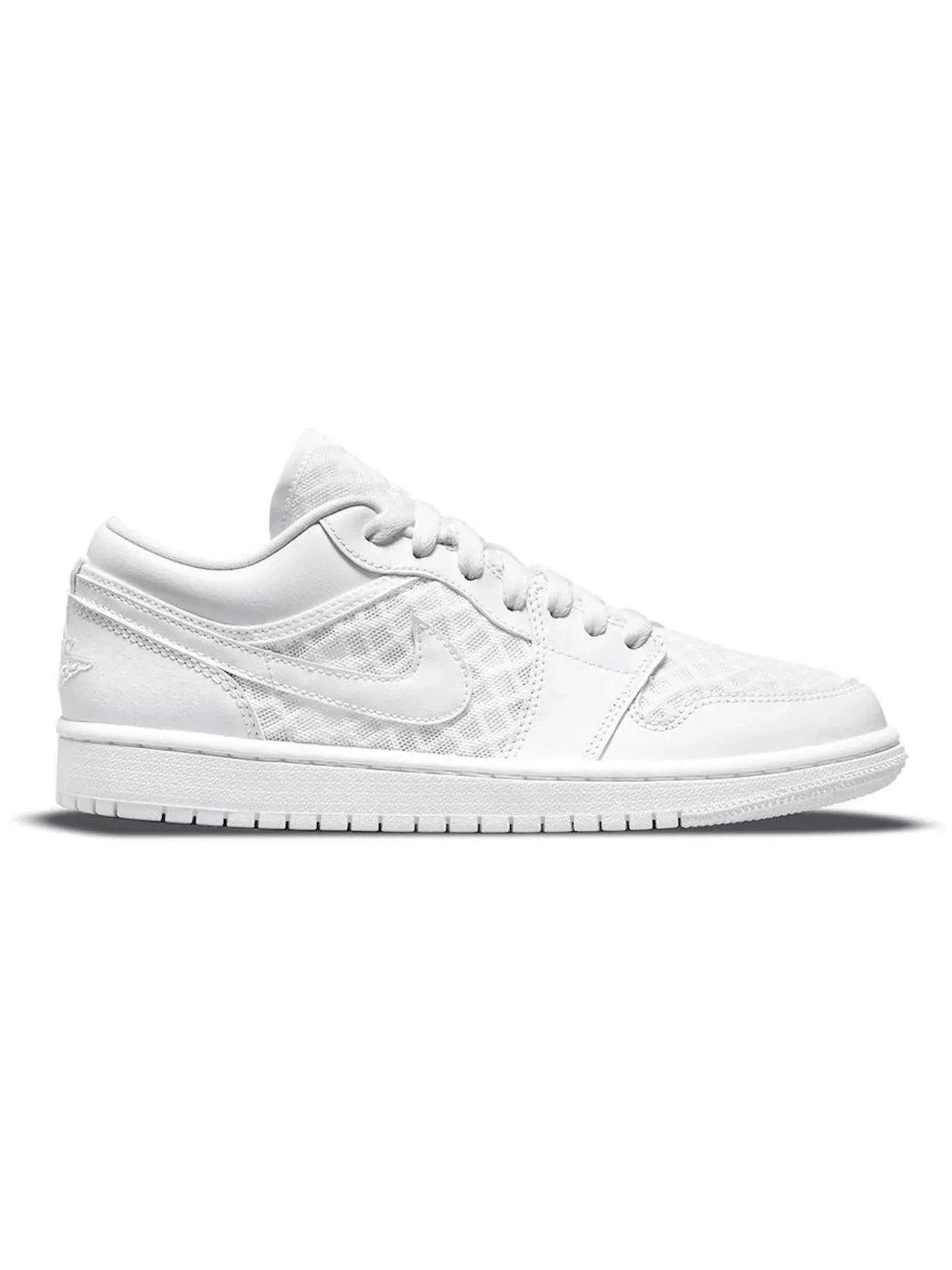 Женские кроссовки кожаные Jordan 1 Retro Low