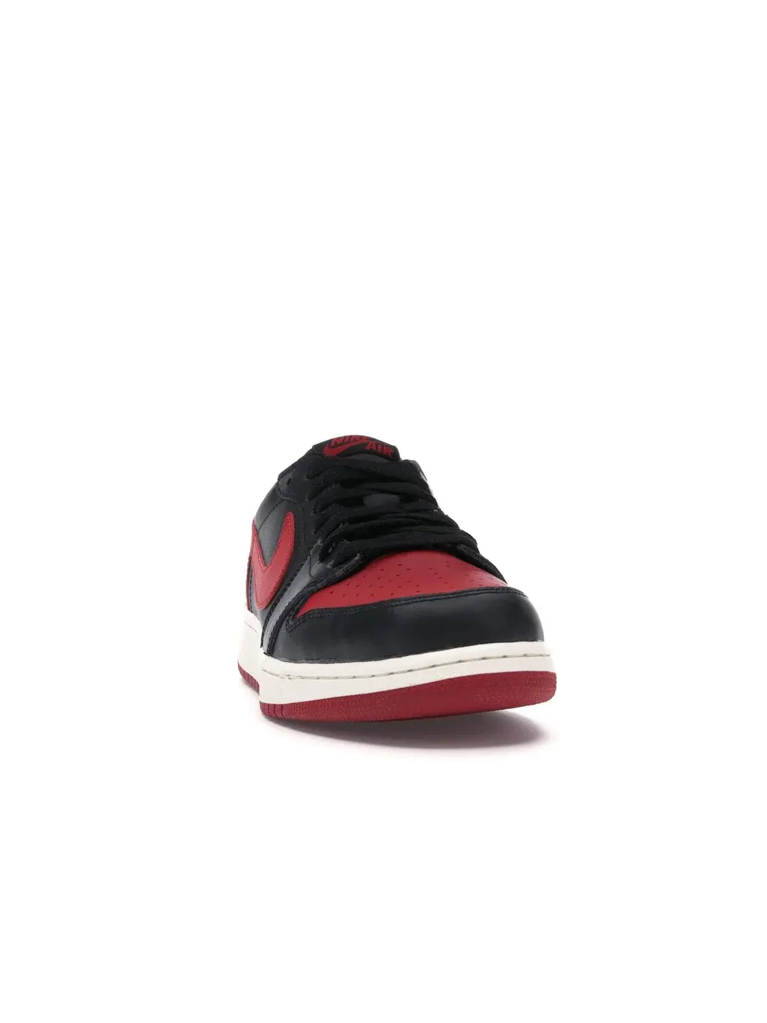 Детские кроссовки Lifestyle Jordan 1 Retro Low Jordan — изображение 2 из 4, черный/красный