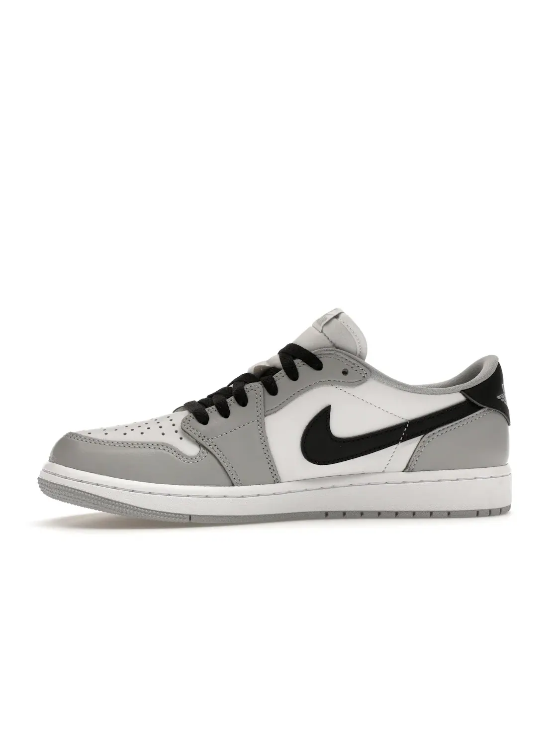 Мужские кроссовки Lifestyle с низким верхом Jordan 1 Retro Low OG — изображение 3 из 4, белый/черный-серый