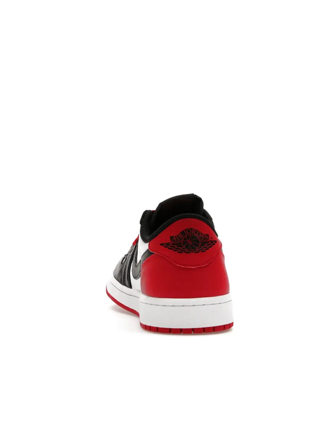 Мужские кроссовки Lifestyle с комбинированной кожей Jordan 1 Retro Low OG Jordan — изображение 4 из 4, белый/черный/красный