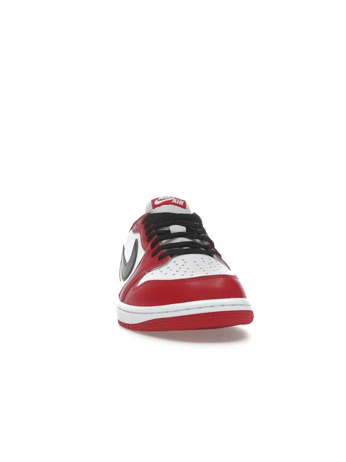 Мужские кроссовки с низким силуэтом Jordan 1 Retro Low OG Chicago Jordan — изображение 2 из 4, красный/черный/белый