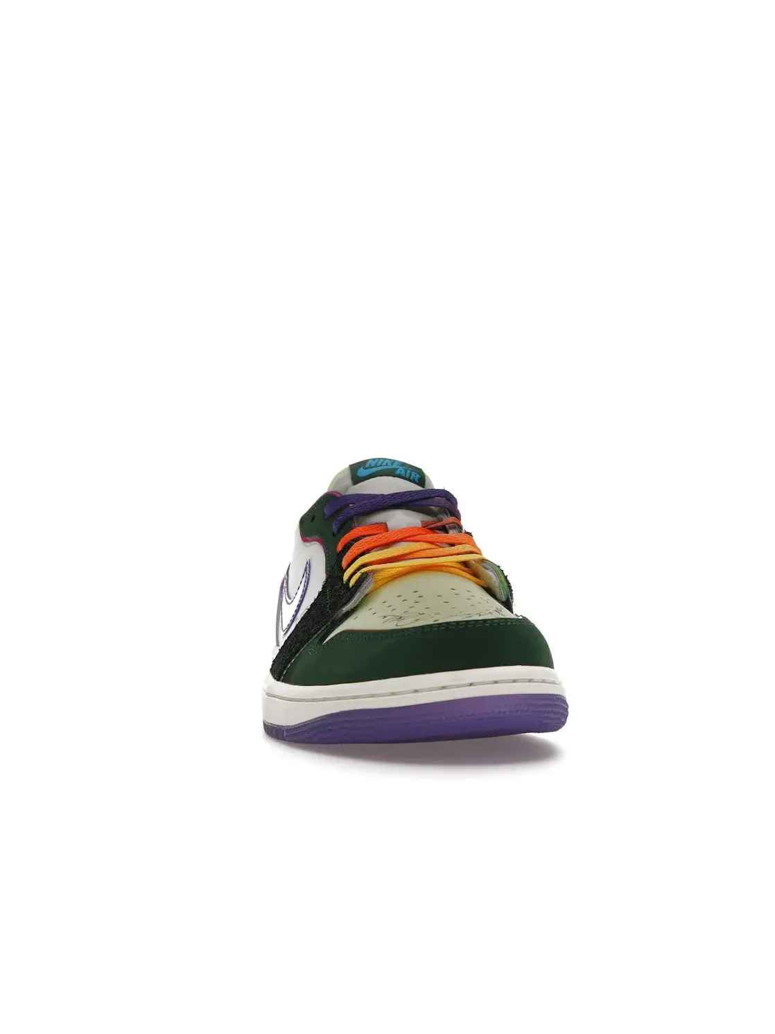 Мужские кроссовки с контрастными вставками Jordan 1 Retro Low OG Jordan — изображение 2 из 4, зеленый/фиолетовый/белый