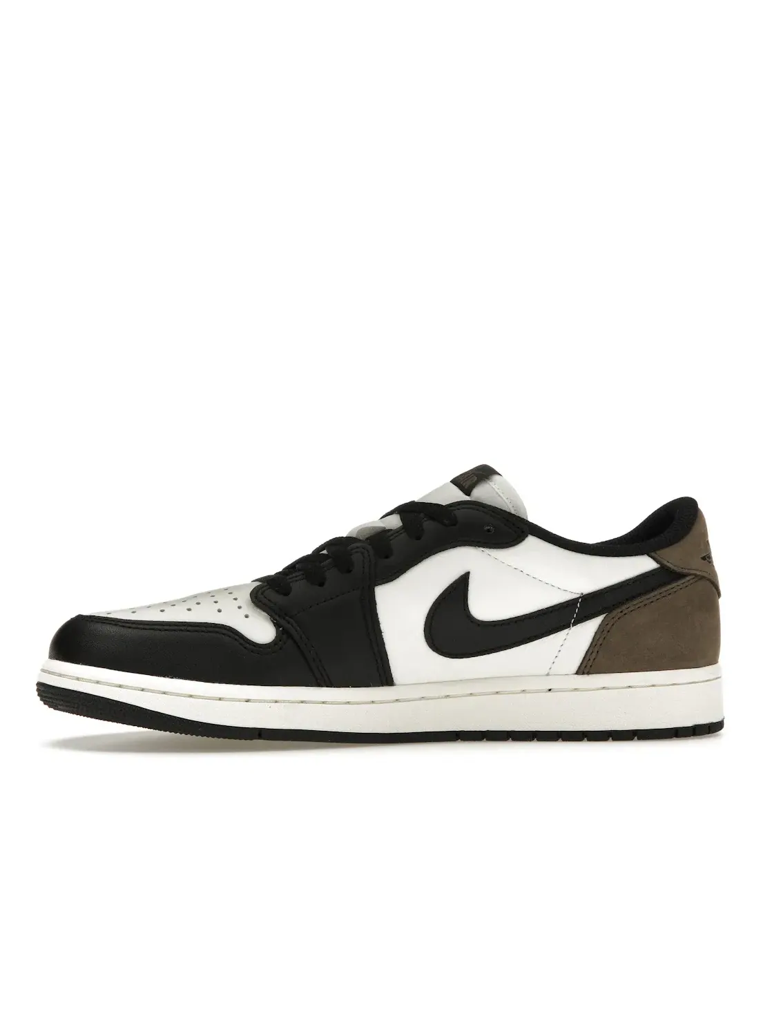 Мужские кроссовки с замшевыми вставками Jordan 1 Retro Low OG Jordan — изображение 3 из 4, белый/черный-темный