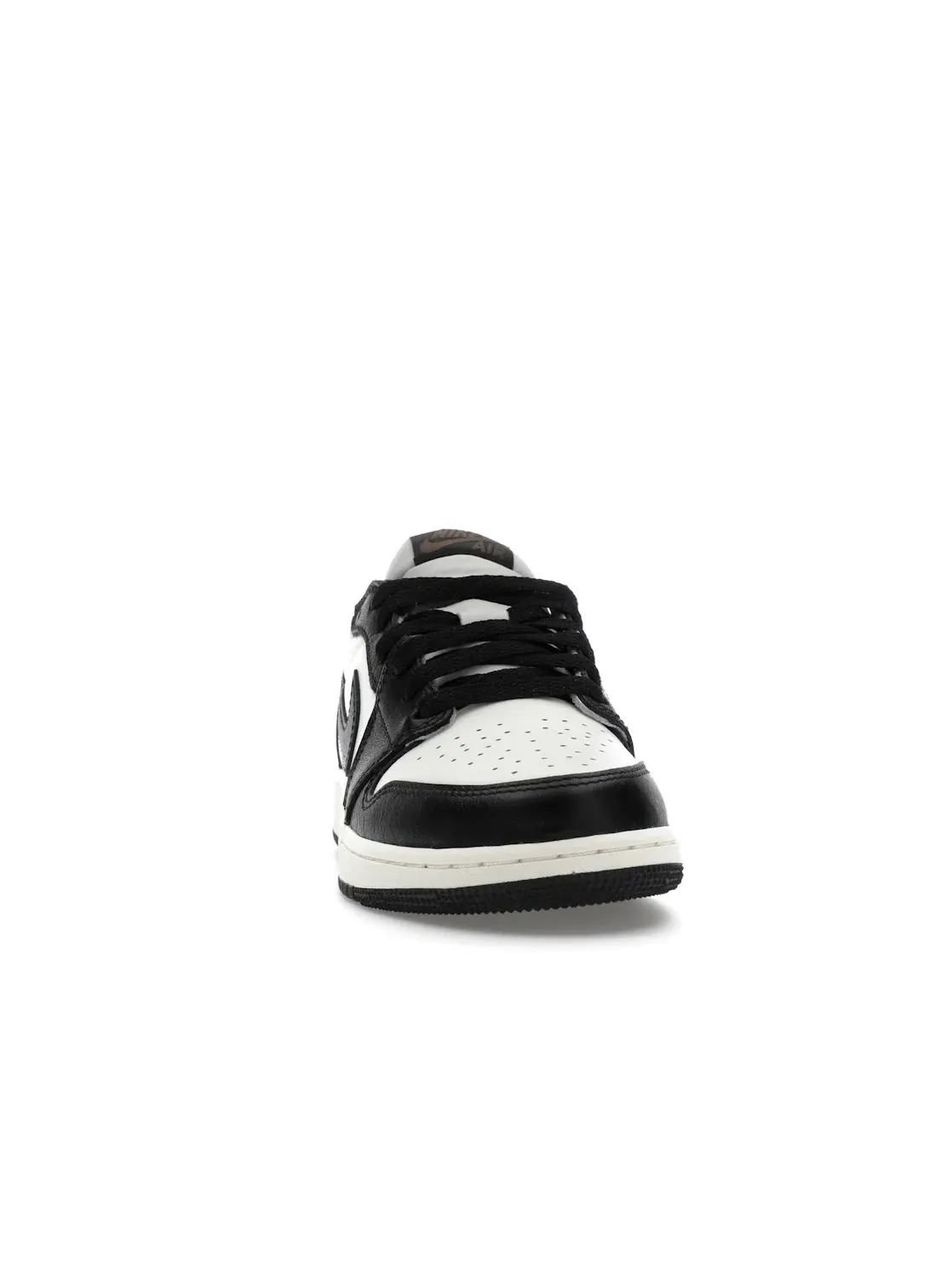 Детские кроссовки lifestyle с низким берцем Jordan 1 Retro Low OG Jordan White/Black-Dark Mocha — изображение 2 из 4