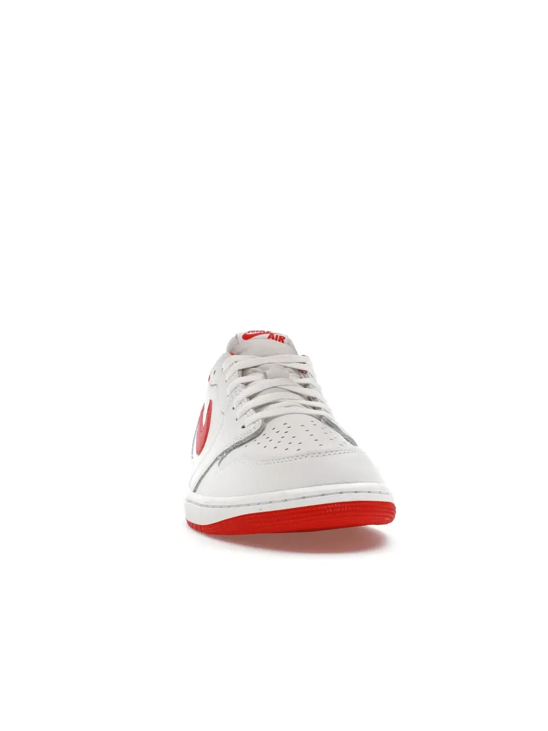 Мужские кроссовки с кожаным верхом Jordan 1 Retro Low OG Jordan — изображение 2 из 4, белый/красный-белый