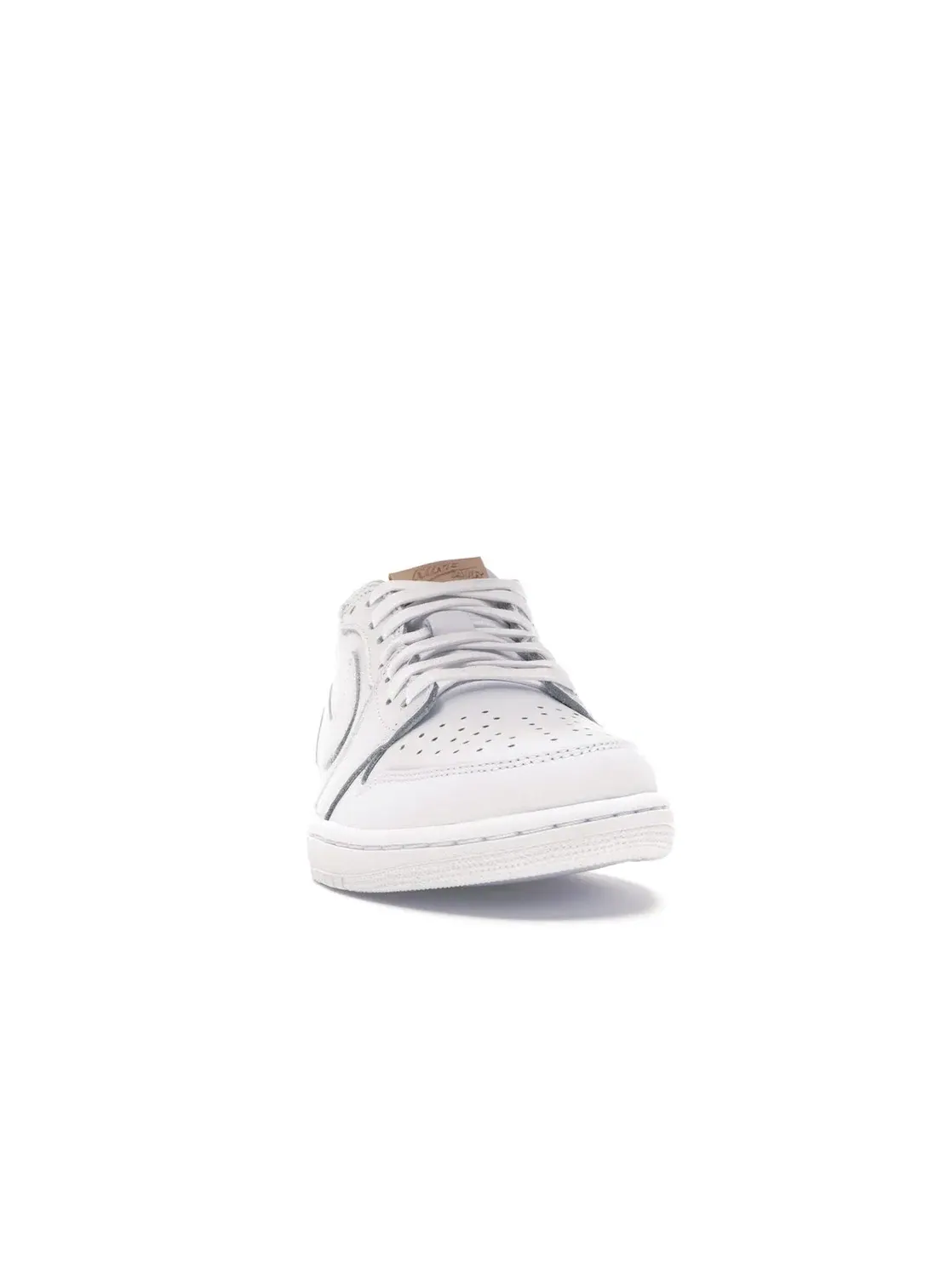 Мужские кроссовки Lifestyle с низким профилем Jordan 1 Retro Low OG — изображение 2 из 4, белый/бежевый-белый