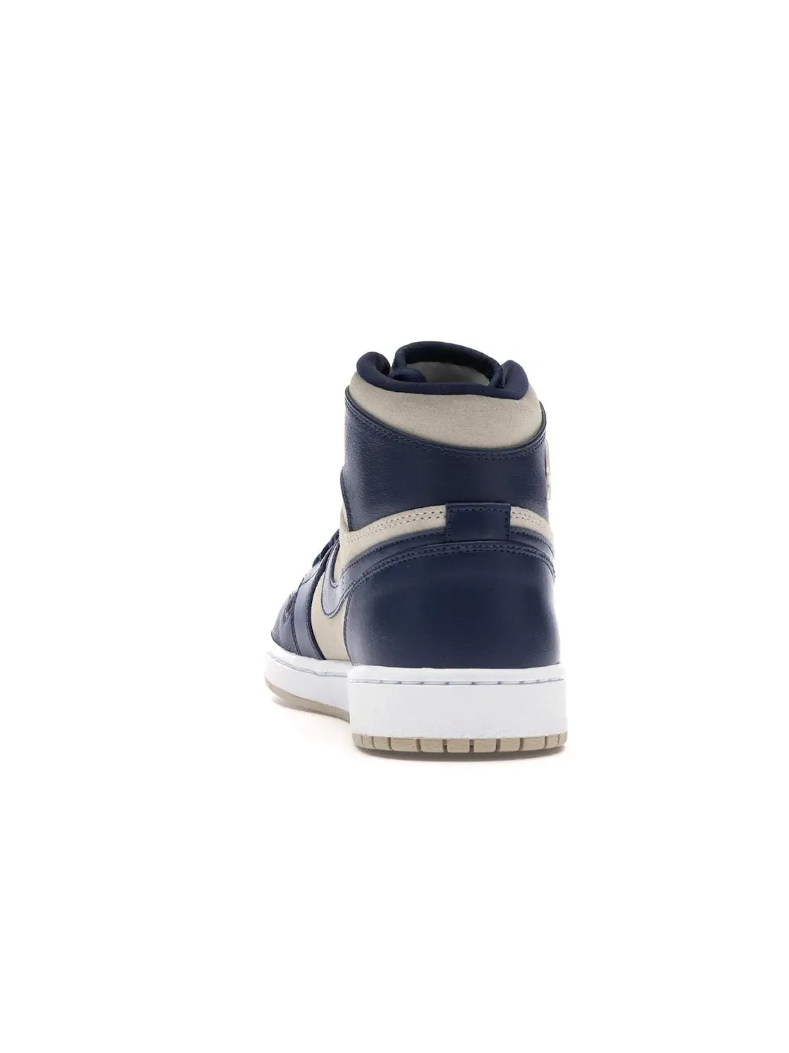 Женские кроссовки с замшевым верхом Jordan 1 Retro Premium — изображение 4 из 4
