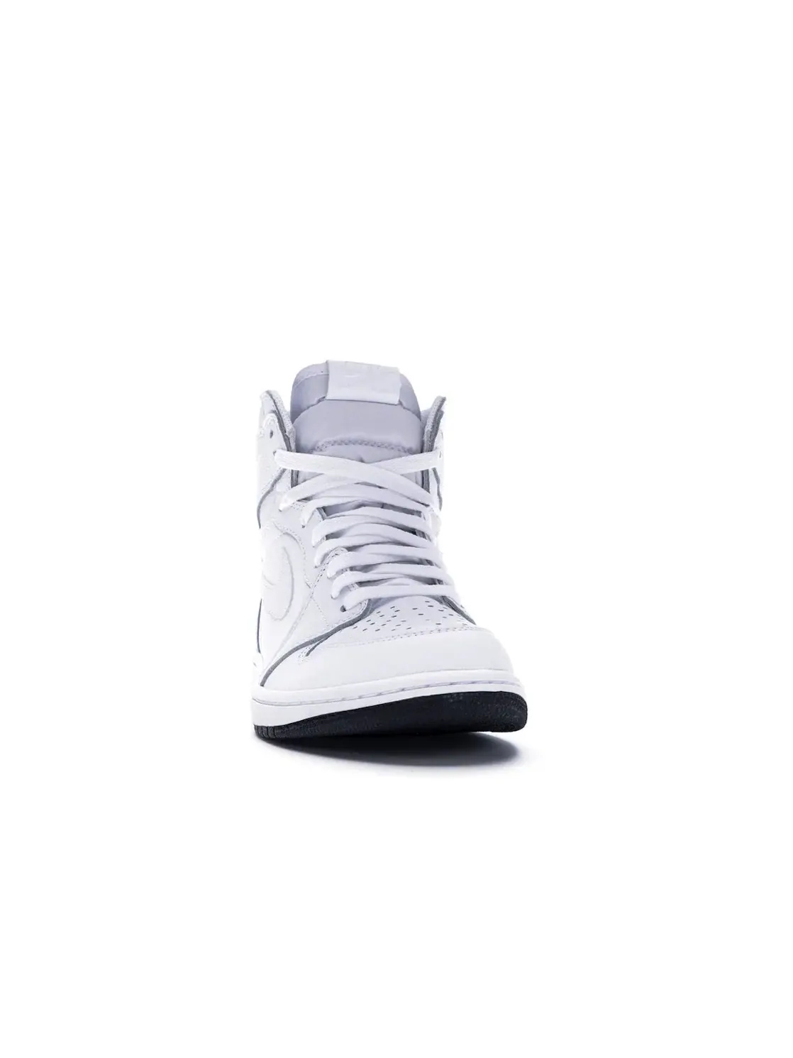Мужские кроссовки с перфорированной кожей Jordan 1 Retro Jordan — изображение 2 из 4, белый/черный-белый