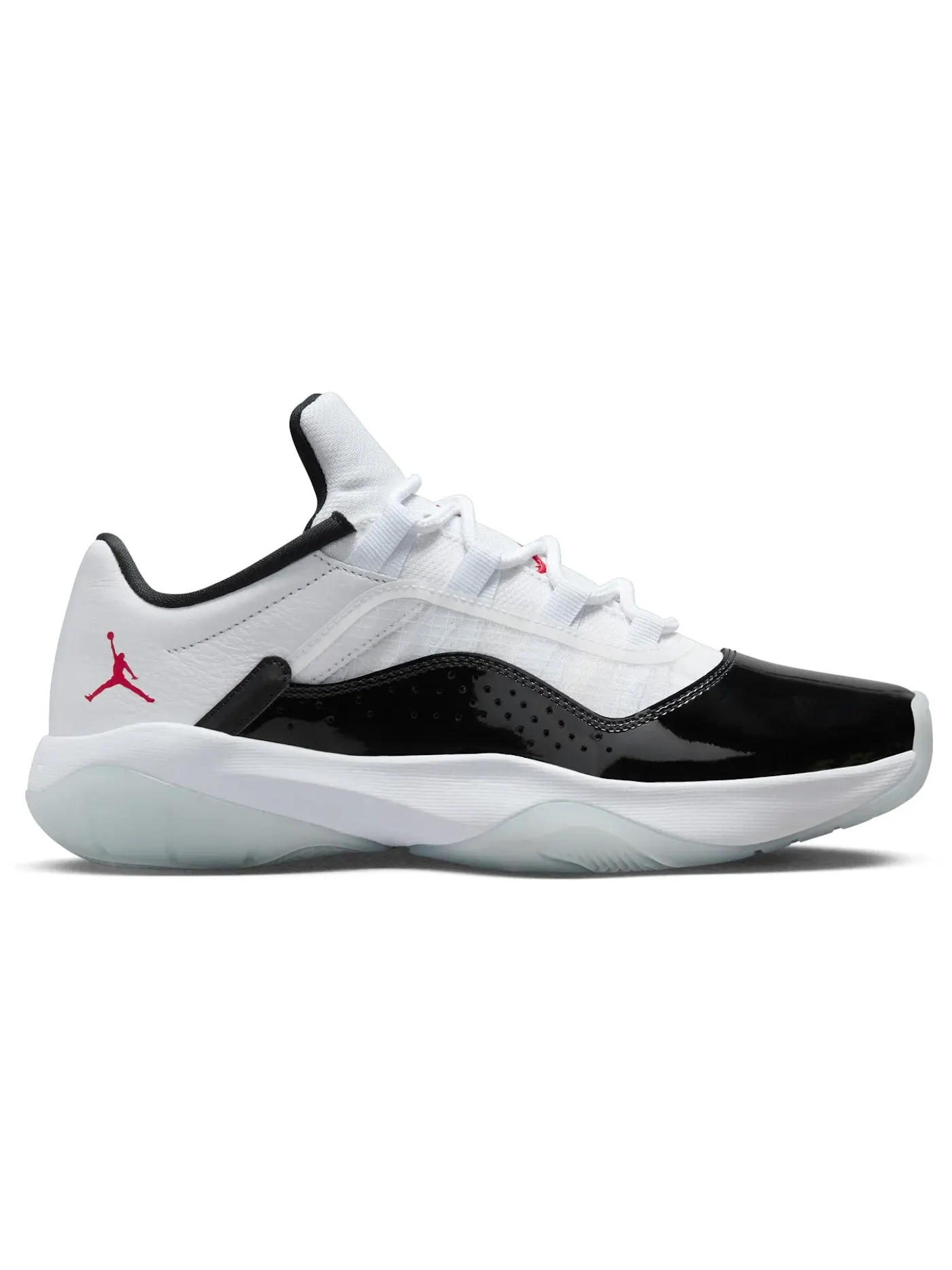 Женские кроссовки Lifestyle Jordan 11 CMFT Low Jordan