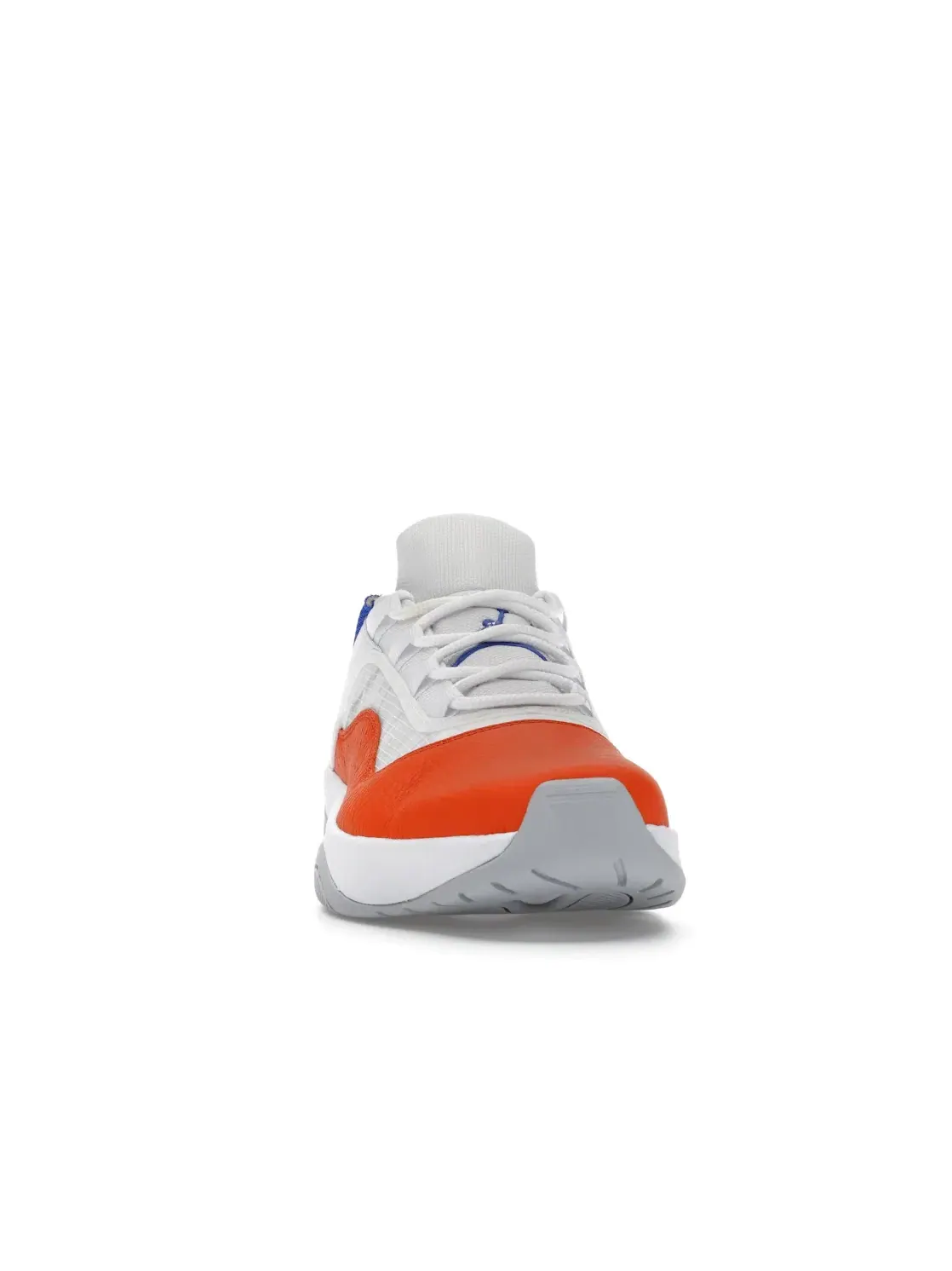 Мужские кроссовки Lifestyle Jordan 11 CMFT Low Jordan — изображение 2 из 4, белый оранжевый