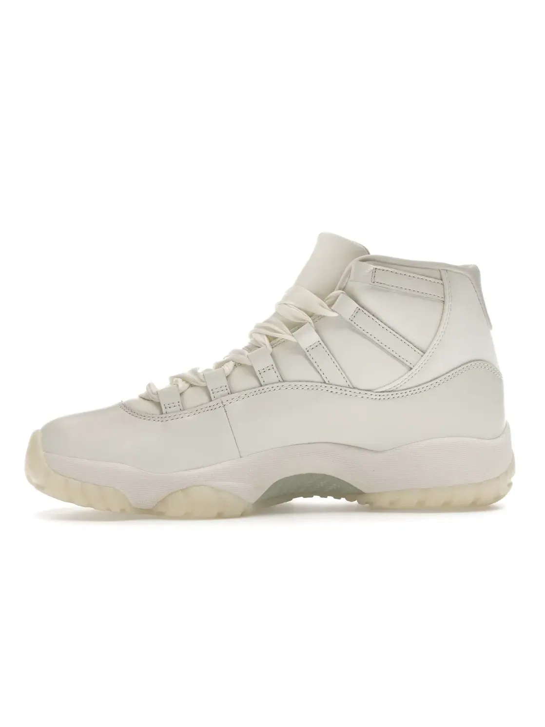 Женские кроссовки Lifestyle Джордан 11 Retro Pearl Jordan — изображение 3 из 4