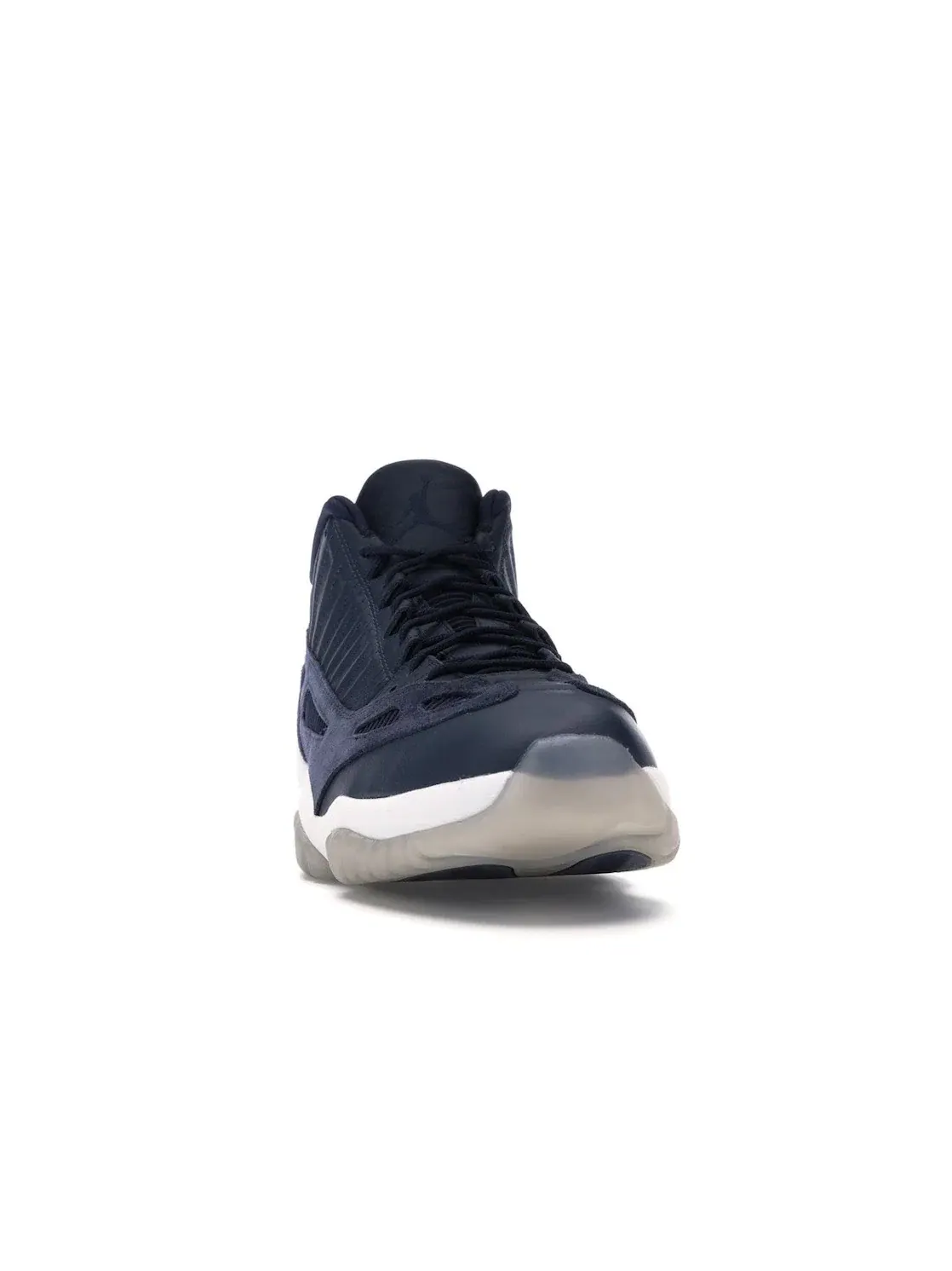 Мужские кроссовки с низким силуэтом Jordan 11 Retro Low IE Jordan — изображение 2 из 4, белый