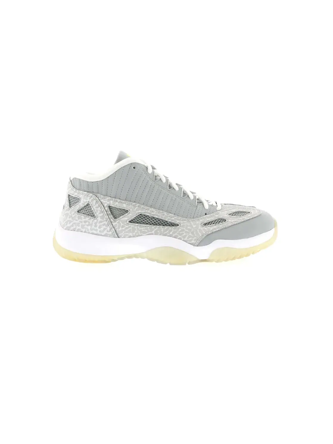Мужские кроссовки Lifestyle Jordan 11 Retro Low IE Jordan — изображение 1 из 4, серебристый белый