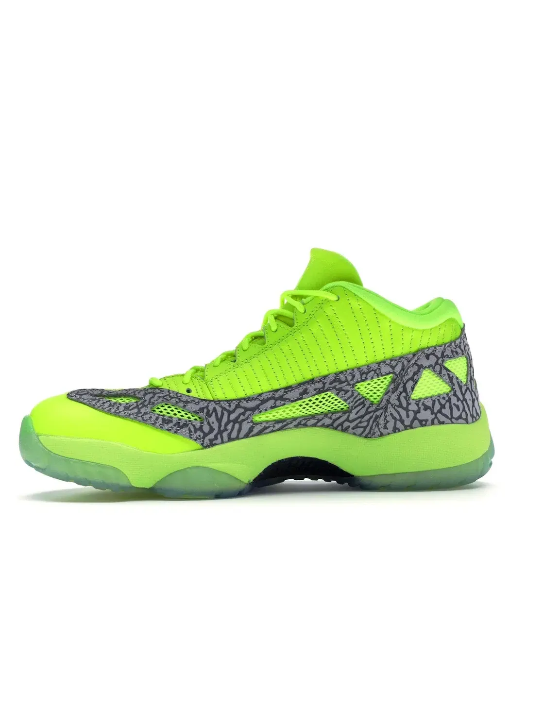 Мужские кроссовки Lifestyle с ярким цветом Air Jordan 11 Retro Low IE Jordan — изображение 3 из 4, серый