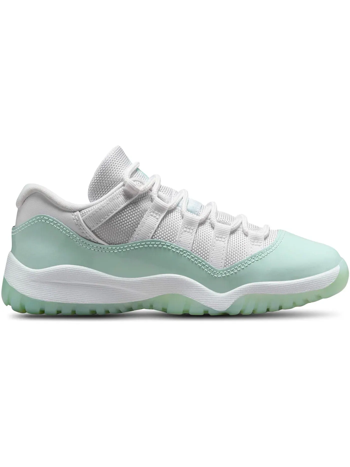 Детские кроссовки с низким верхом Jordan 11 Retro Low Jordan — изображение 1 из 1, белый