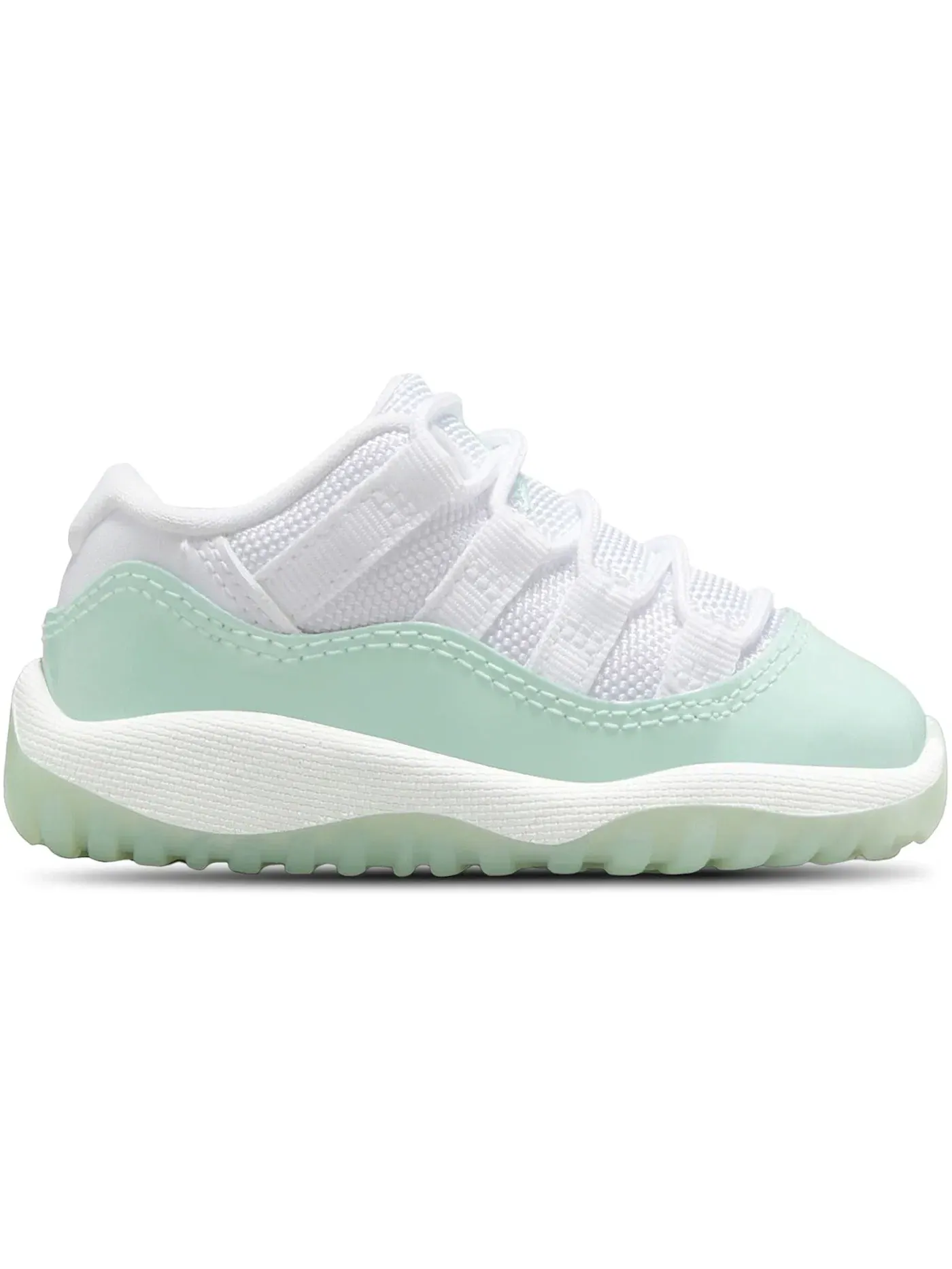 Детские кроссовки с низким верхом Jordan 11 Retro Low Igloo Jordan — изображение 1 из 1, белый