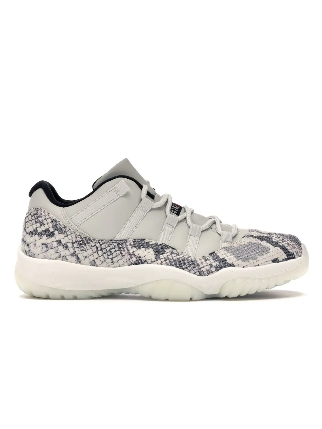 Мужские кроссовки с принтом змеиной кожи Jordan 11 Retro Low Snake Light Bone Jordan — изображение 1 из 4