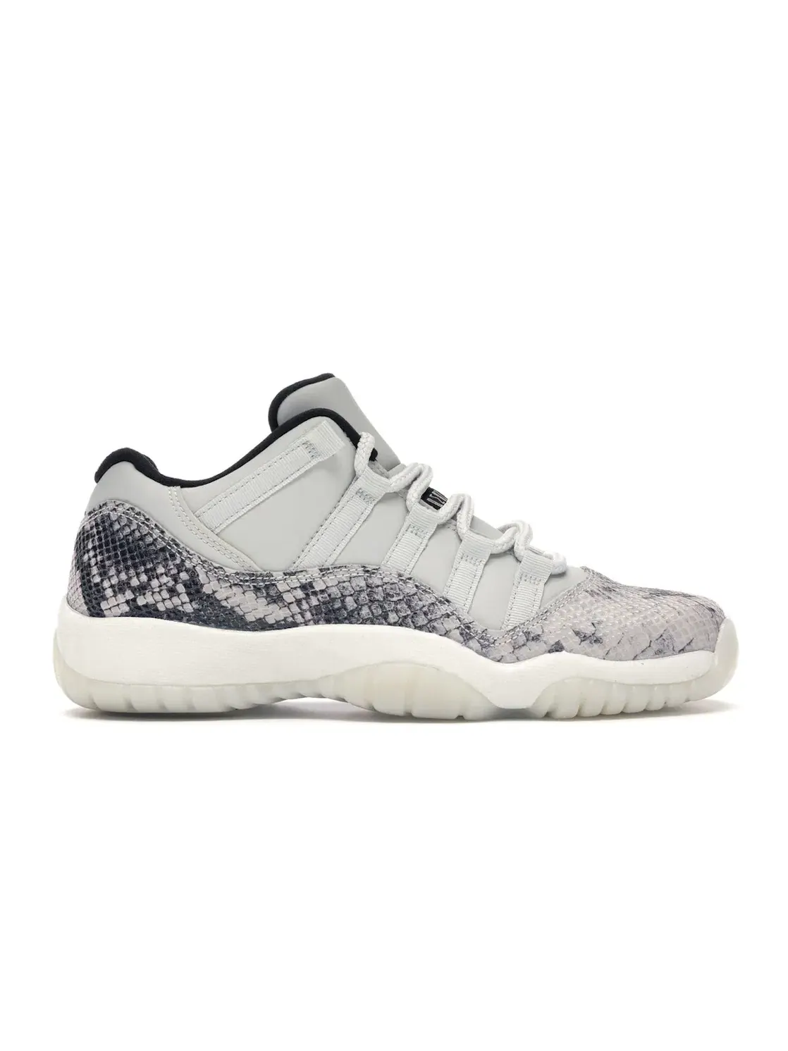 Детские кроссовки Lifestyle с низким верхом Jordan 11 Retro Low Jordan — изображение 1 из 4