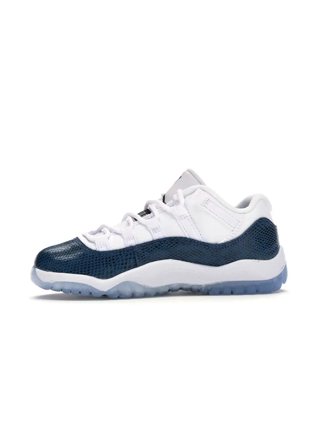 Детские кроссовки с змеиным принтом Jordan 11 Retro Low — изображение 3 из 4, белый/черный-темно-синий
