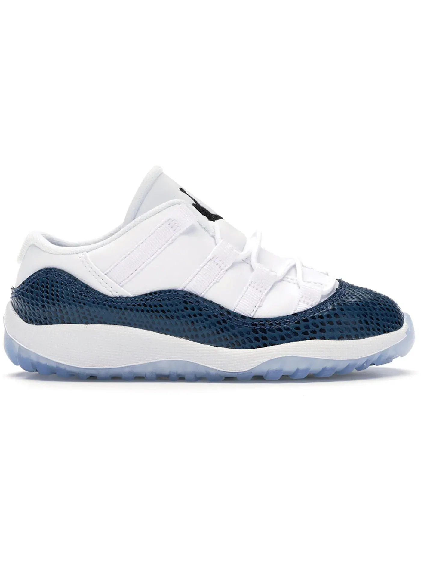 Детские кроссовки Lifestyle с низким профилем Jordan 11 Retro Low — изображение 1 из 1, белый/черный-темно-синий