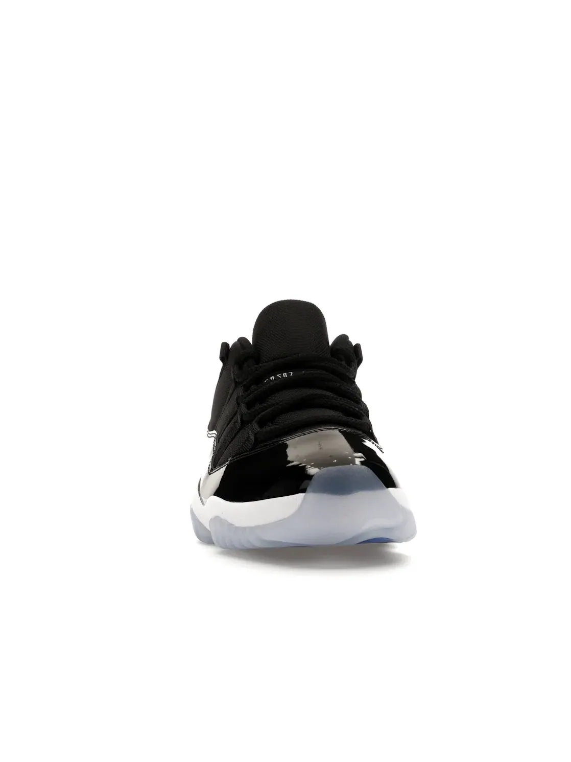 Мужские кроссовки с кожаным верхом Jordan 11 Retro Low Space Jam Jordan — изображение 2 из 4, черный//белый