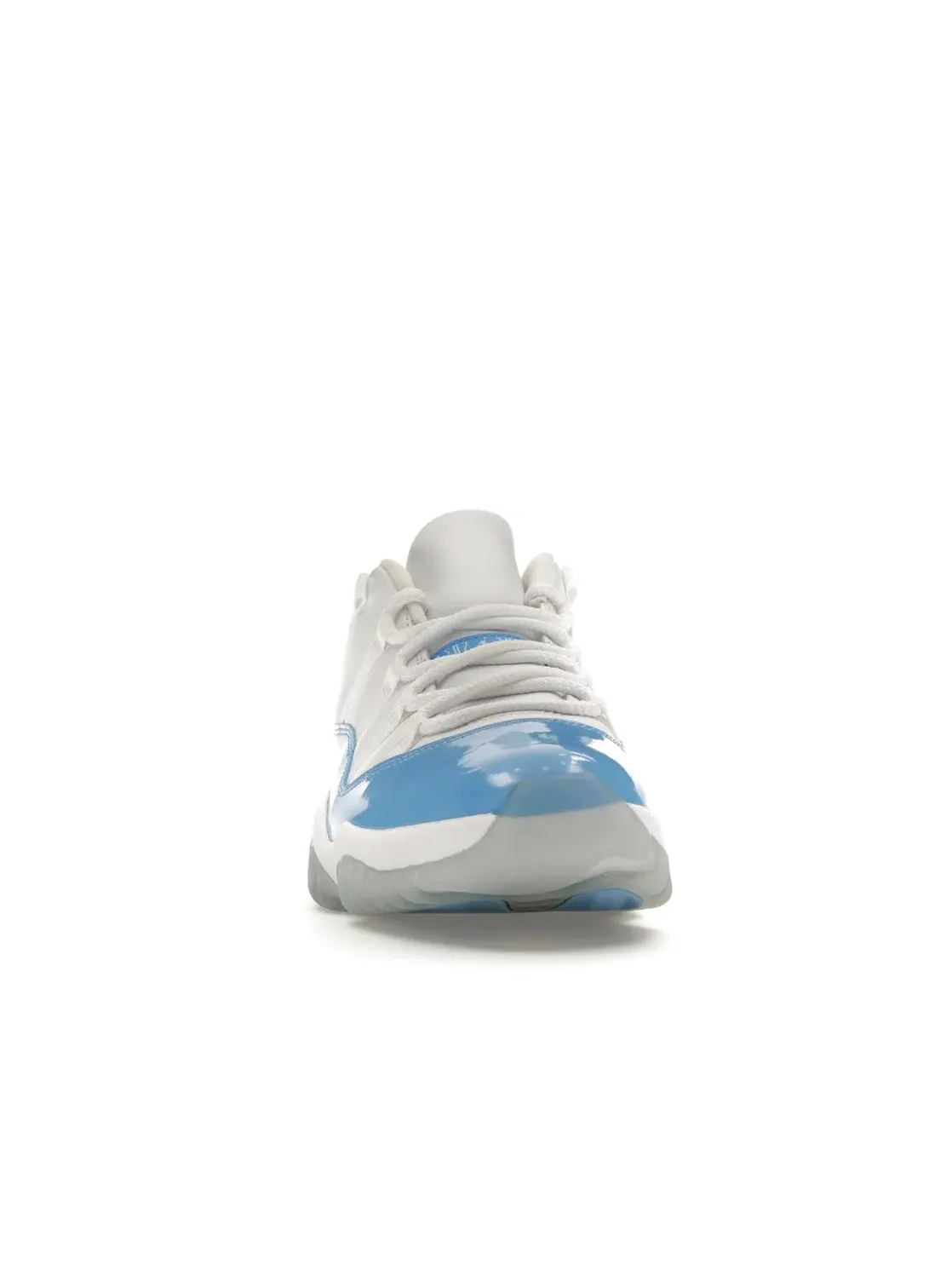 Мужские кроссовки с низким верхом Jordan 11 Retro Low — изображение 2 из 4, белый/синий