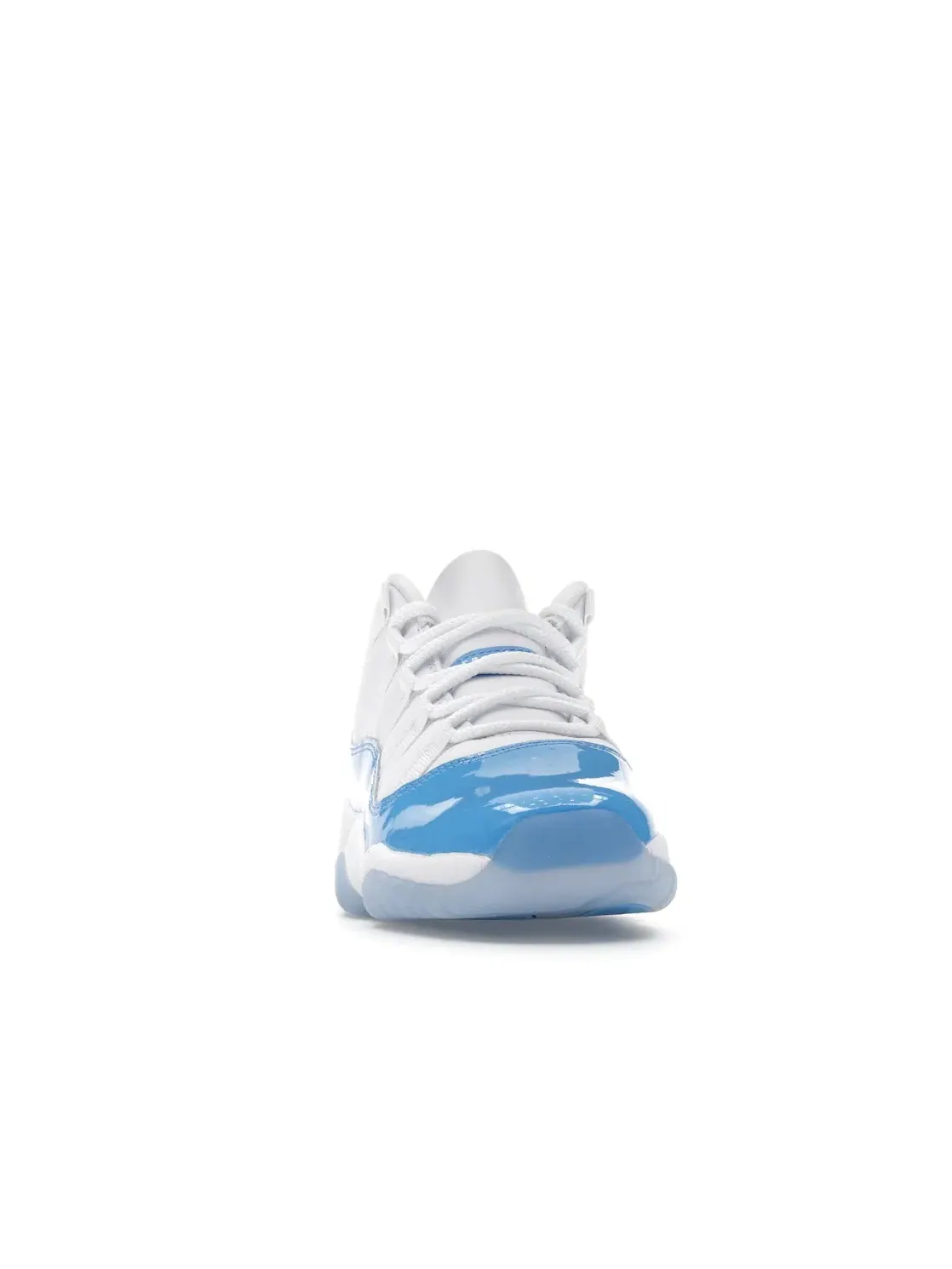 Детские кроссовки Lifestyle с патентованной кожей Jordan 11 Retro Low — изображение 2 из 4, белый/синий/черный