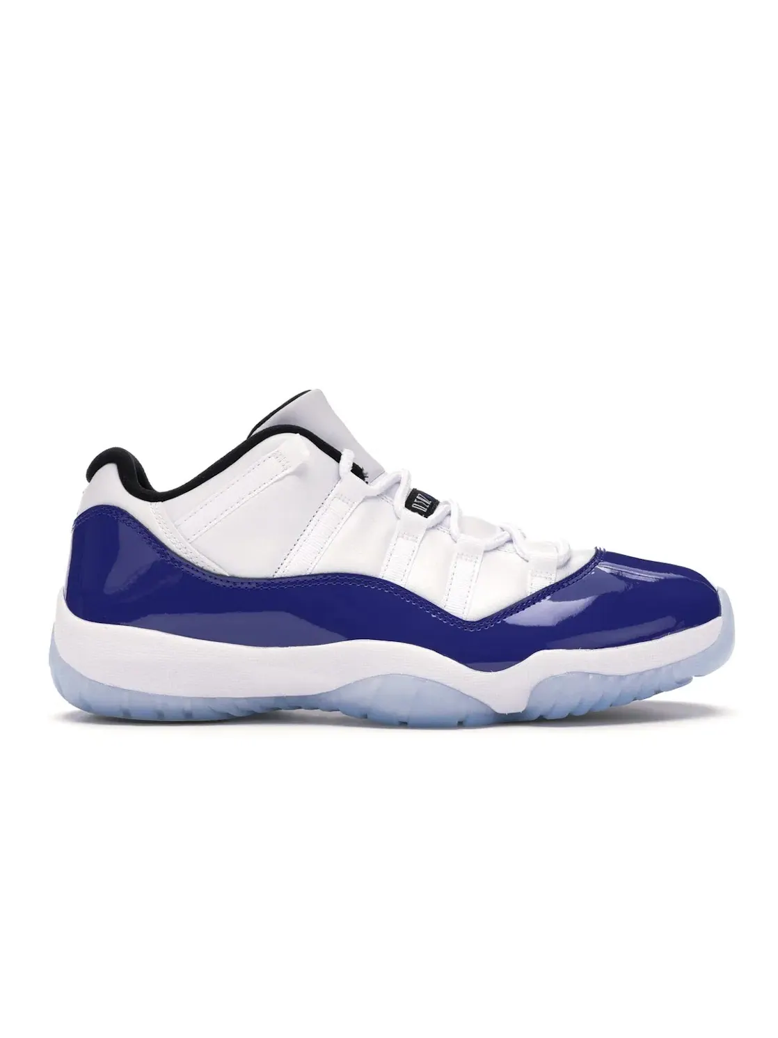 Женские кроссовки с патентованной кожей Jordan 11 Retro Low