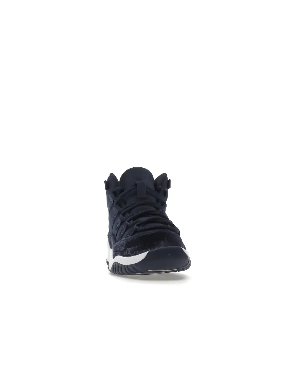 Детские кроссовки Lifestyle с замшевым верхом Jordan 11 Retro Jordan — изображение 2 из 4