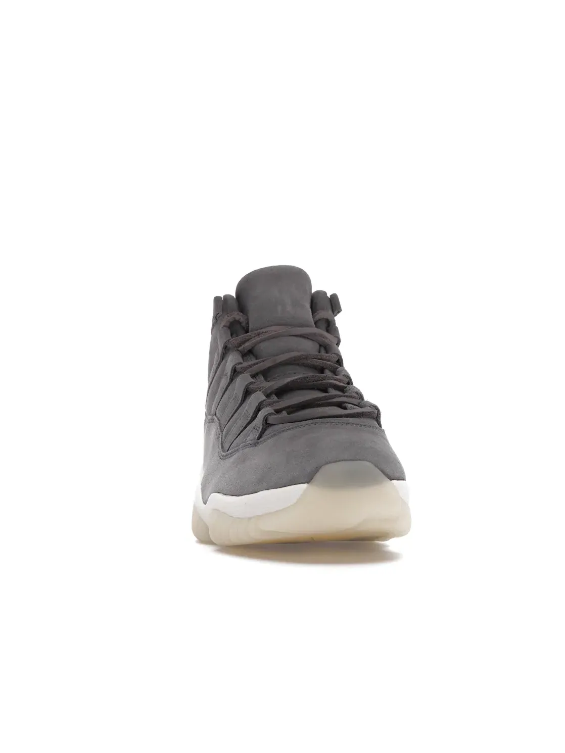 Мужские кроссовки с замшевым верхом Jordan 11 Retro Pinnacle Grey Suede Jordan — изображение 2 из 4, серый
