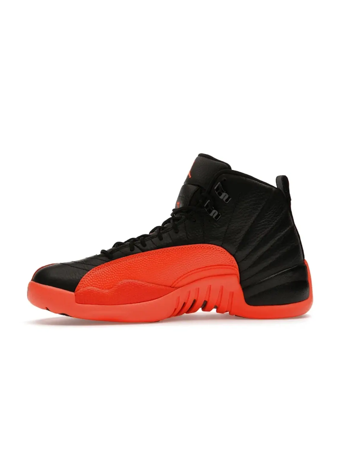 Женский спортивный кроссовок с принтом Jordan 12 Retro Jordan — изображение 3 из 4, черный/белый/оранжевый