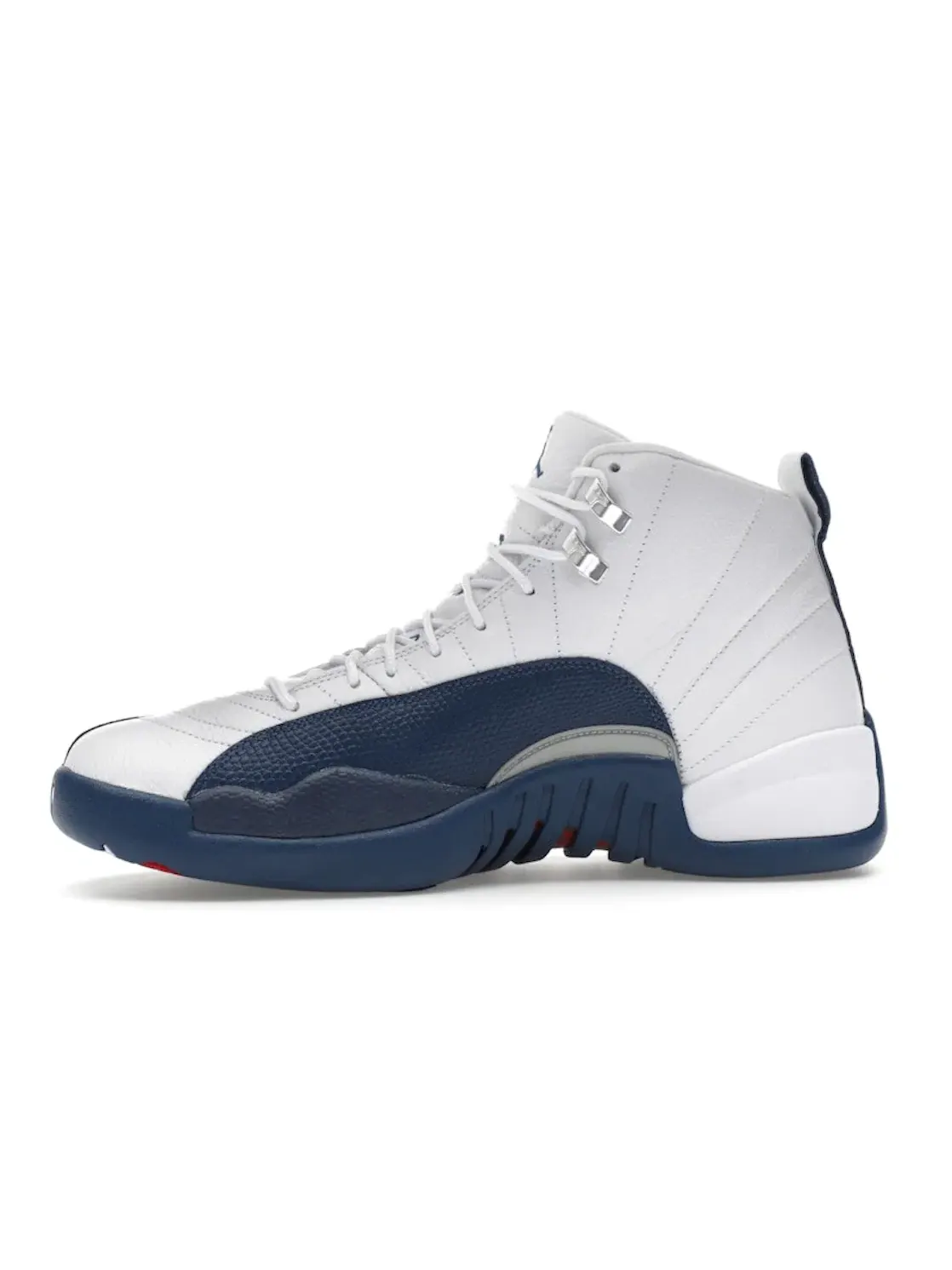 Мужские кроссовки с классическим дизайном Jordan 12 Retro — изображение 3 из 4