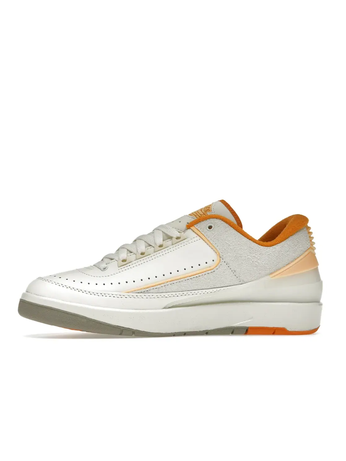 Мужские кроссовки с замшевым верхом Jordan 2 Retro Low, Sail/Melon Tint-Light Curry-Cobblestone — изображение 3 из 4