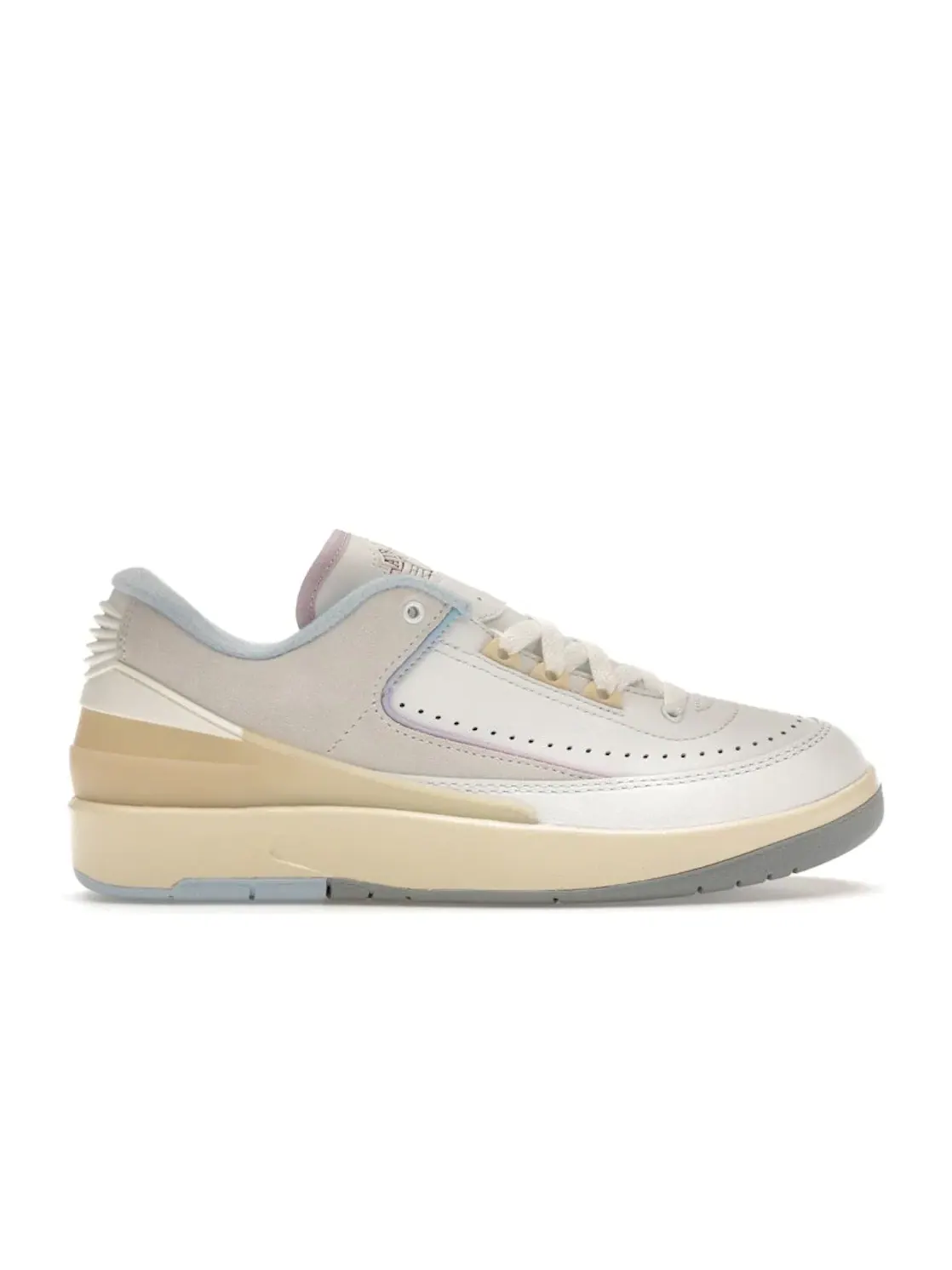 Женские кроссовки Lifestyle Jordan 2 Retro Low Jordan — изображение 1 из 4