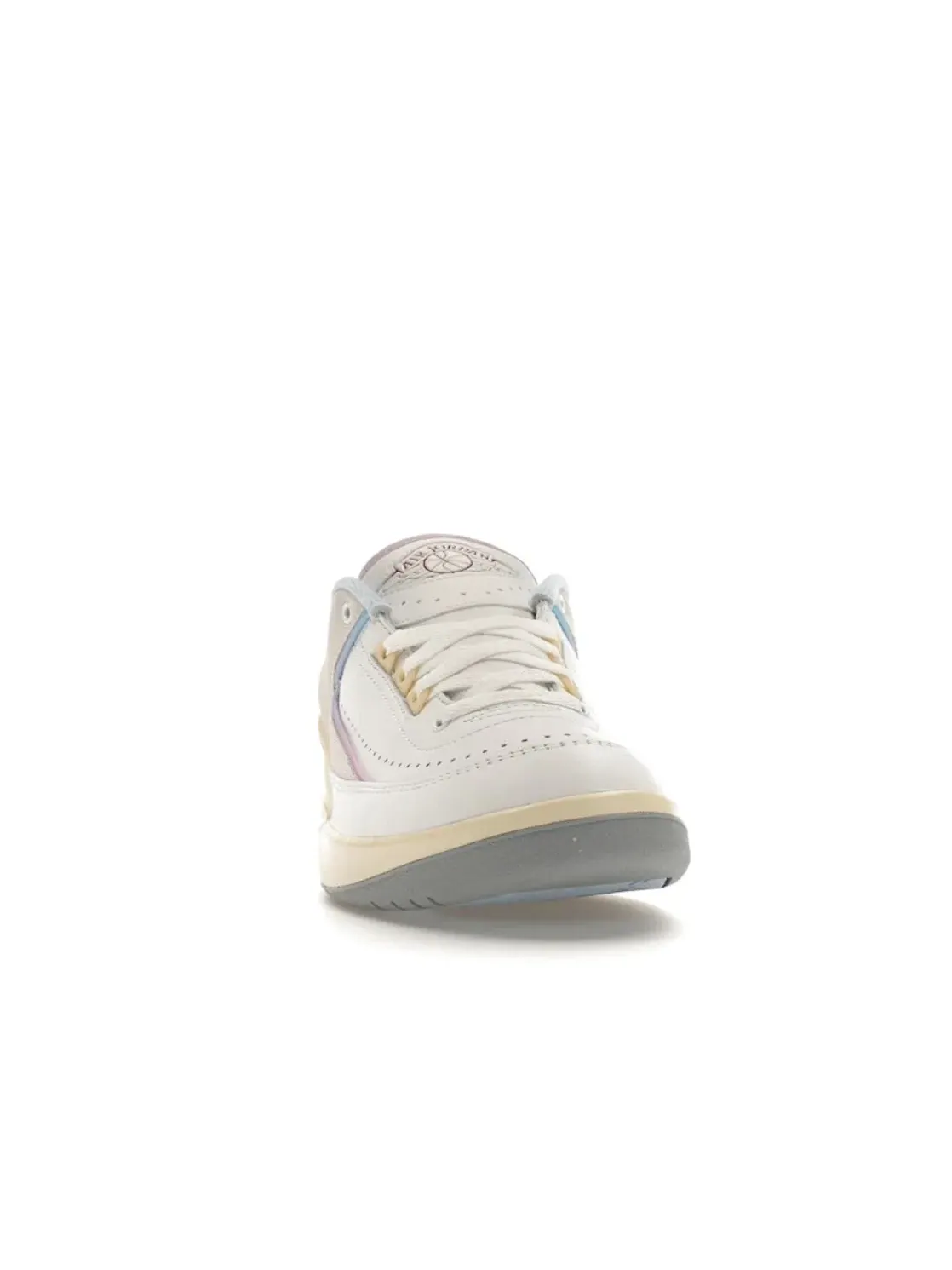Женские кроссовки Lifestyle Jordan 2 Retro Low Jordan — изображение 2 из 4