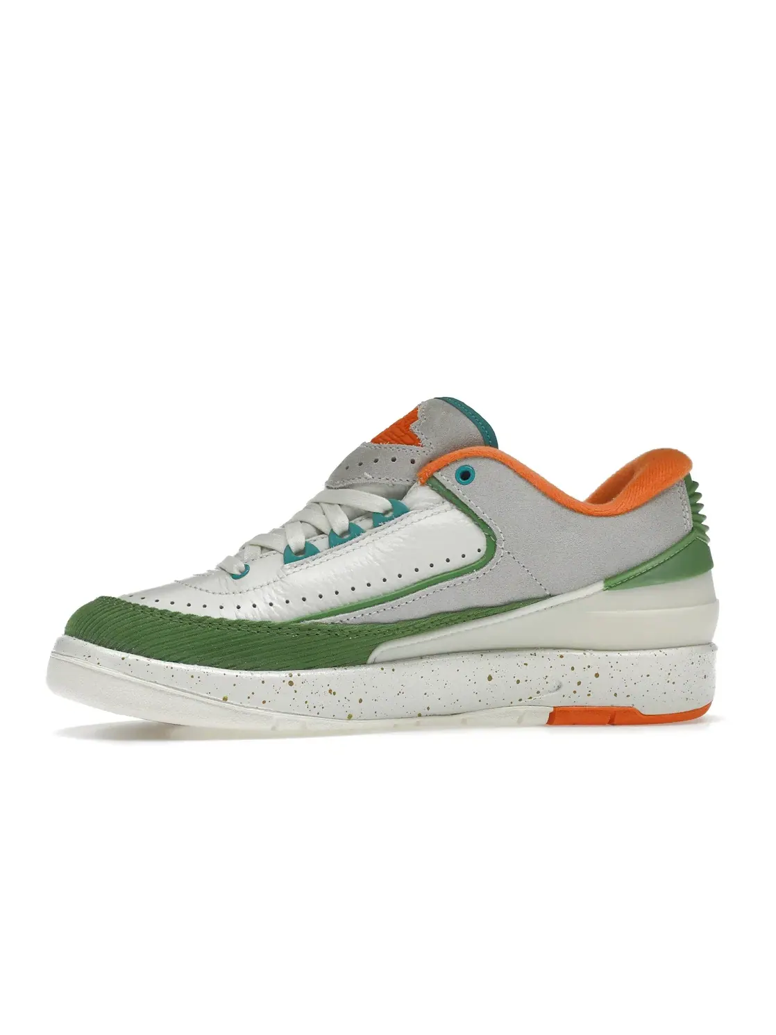 Женские кроссовки Lifestyle с низким профилем Jordan 2 Retro Low — изображение 3 из 4, оранжевый