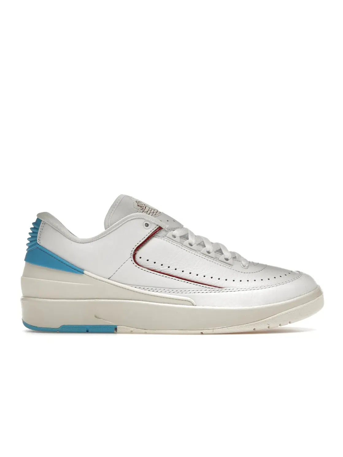 Женские кроссовки с низким верхом Air Jordan 2 Retro Low UNC To Chicago Jordan — изображение 1 из 4