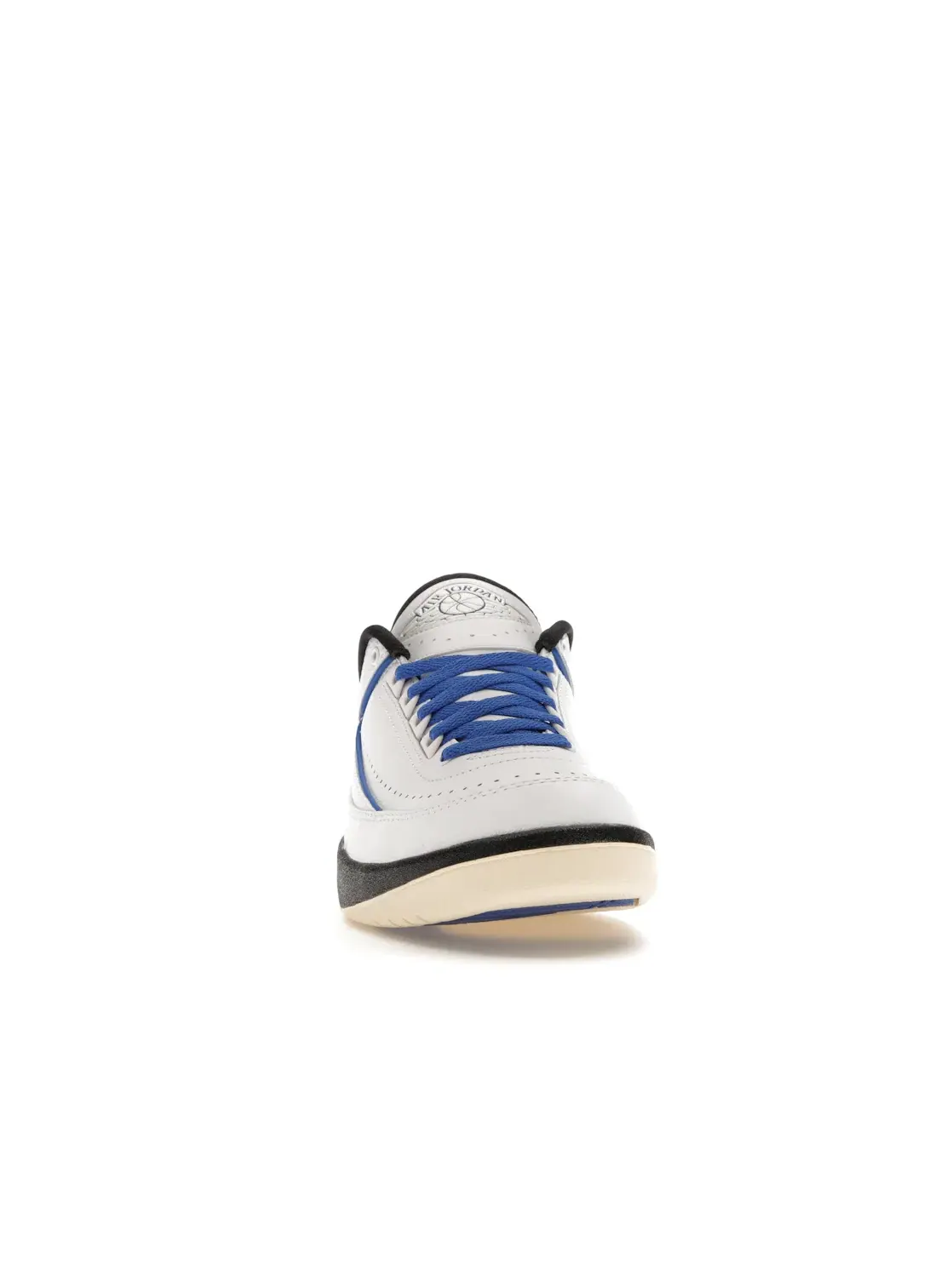 Женские кроссовки с вдохновленным спортом дизайном Jordan 2 Retro Low — изображение 2 из 4, белый//черный