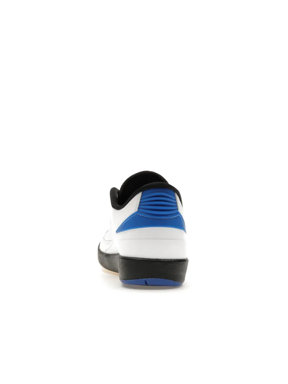 Женские кроссовки с вдохновленным спортом дизайном Jordan 2 Retro Low — изображение 4 из 4, белый//черный