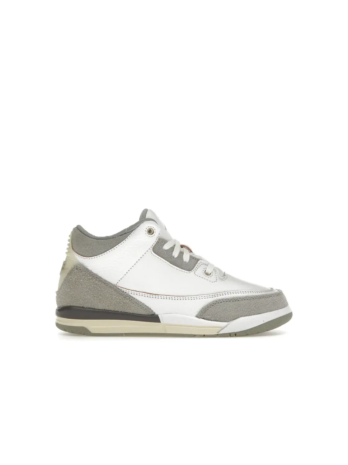 Детские кроссовки Lifestyle с состаренной кожей и замшей Jordan 3 Retro SP A Ma Maniére — изображение 1 из 4