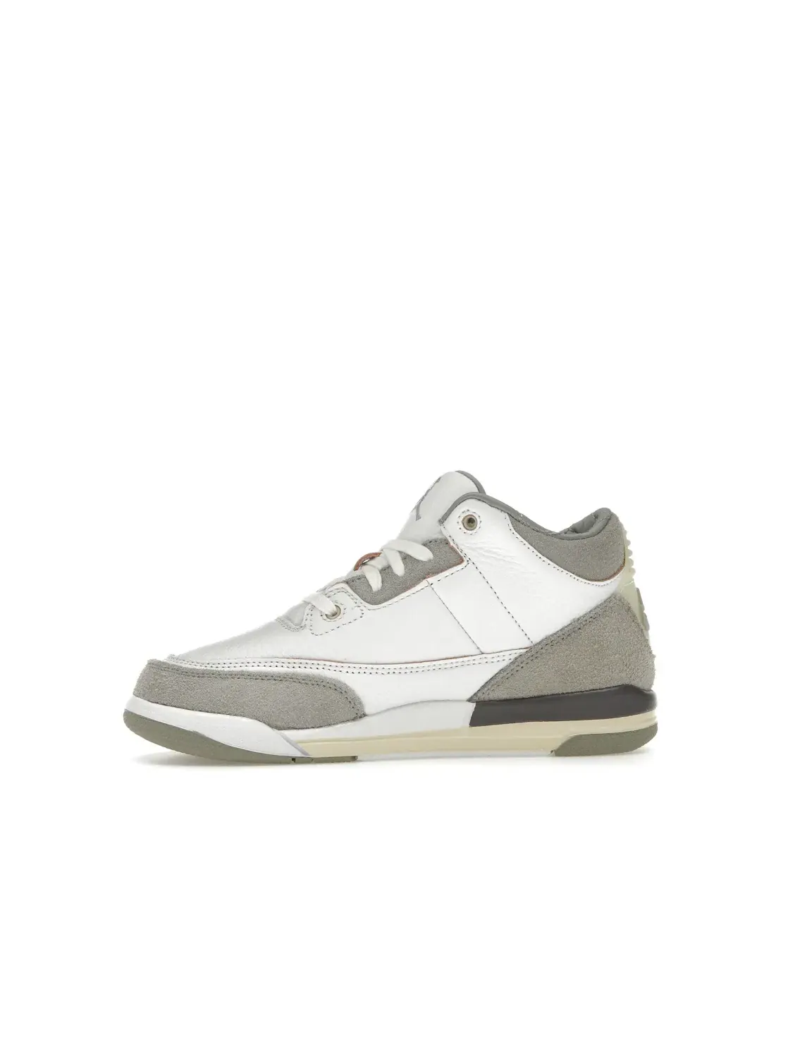 Детские кроссовки Lifestyle с состаренной кожей и замшей Jordan 3 Retro SP A Ma Maniére — изображение 3 из 4