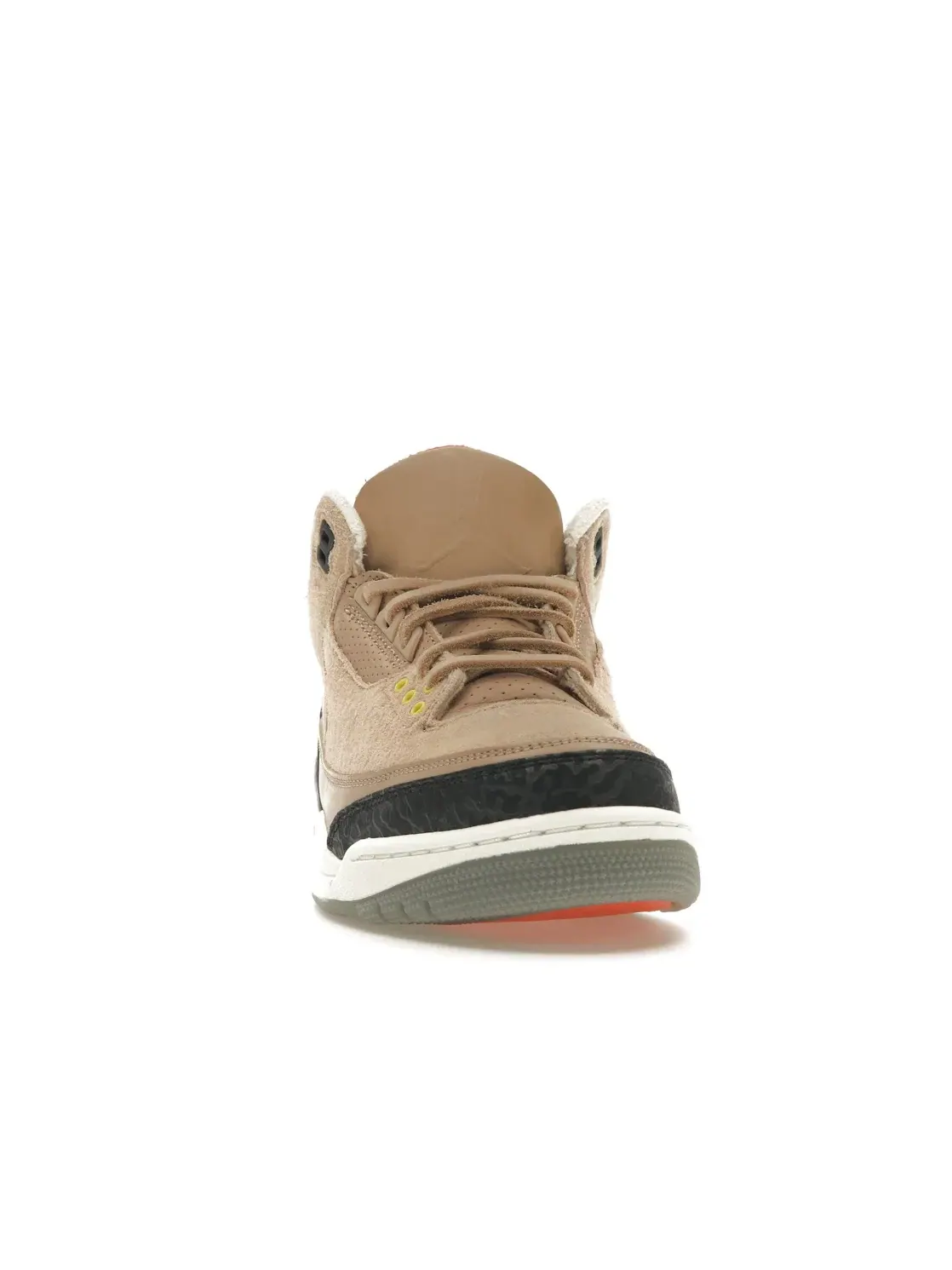 Мужские кроссовки Lifestyle с верхом из замши Jordan 3 Retro JTH Bio Beige Jordan — изображение 2 из 4