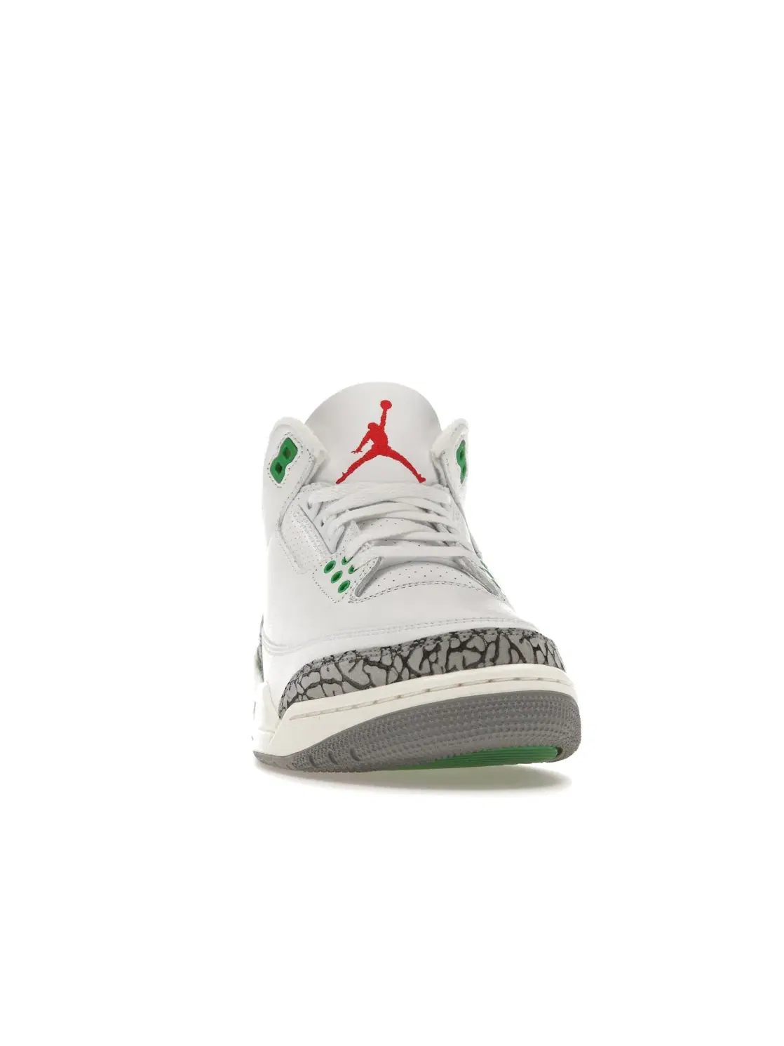 Женские кроссовки Lifestyle с принтом Jordan 3 Retro Jordan — изображение 2 из 4