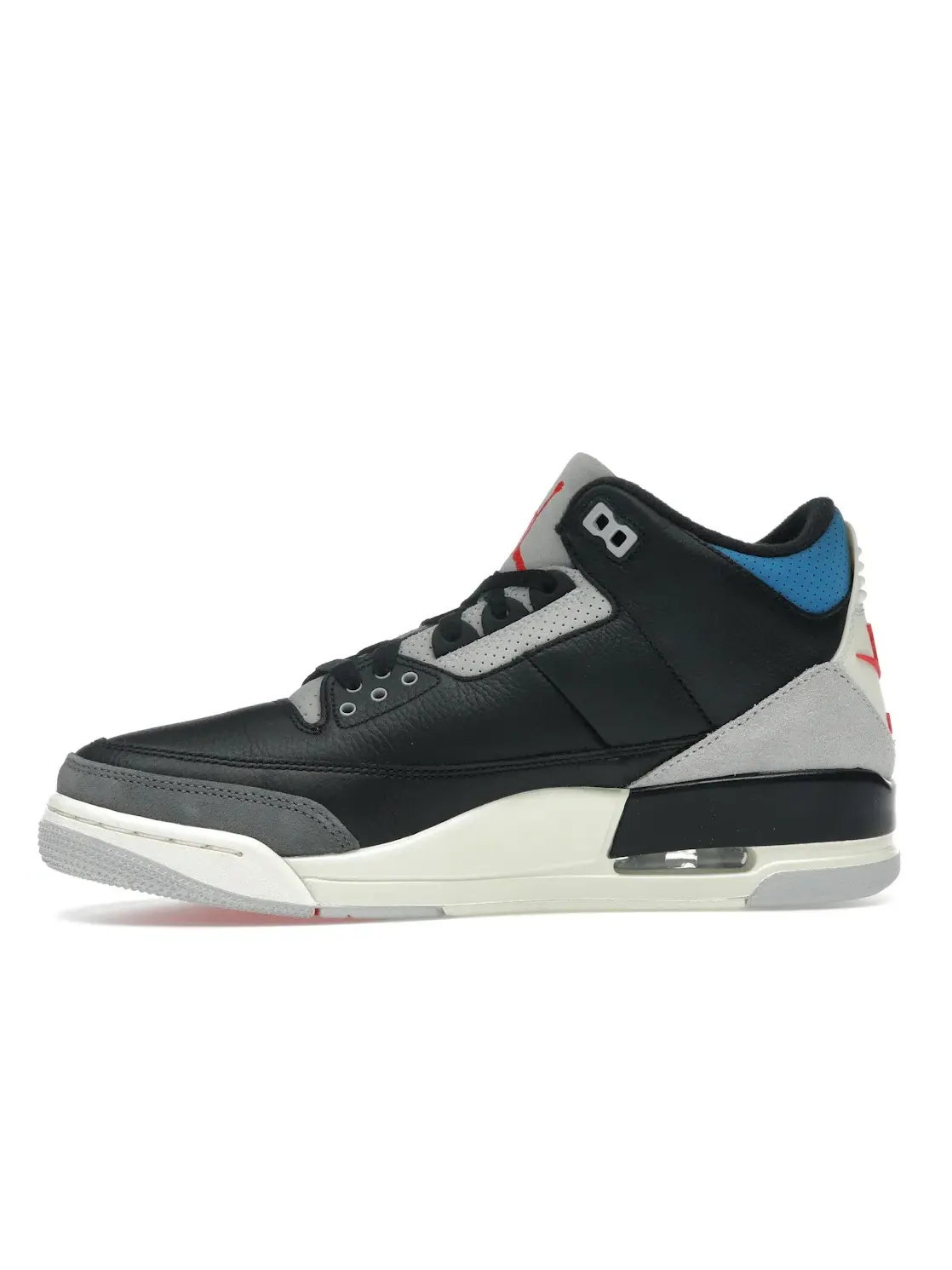 Мужские кроссовки с обновленным дизайном Jordan 3 Retro OG Jordan — изображение 3 из 4