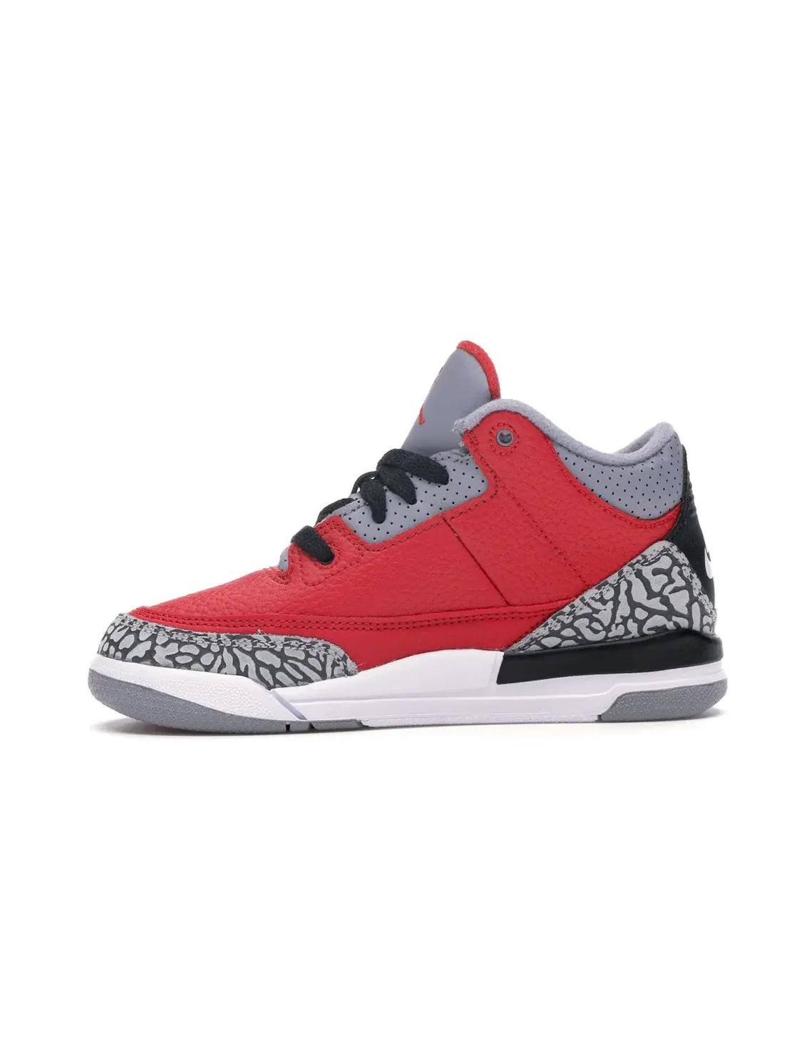 Детские кроссовки Lifestyle с принтом Jordan 3 Retro Jordan — изображение 3 из 4