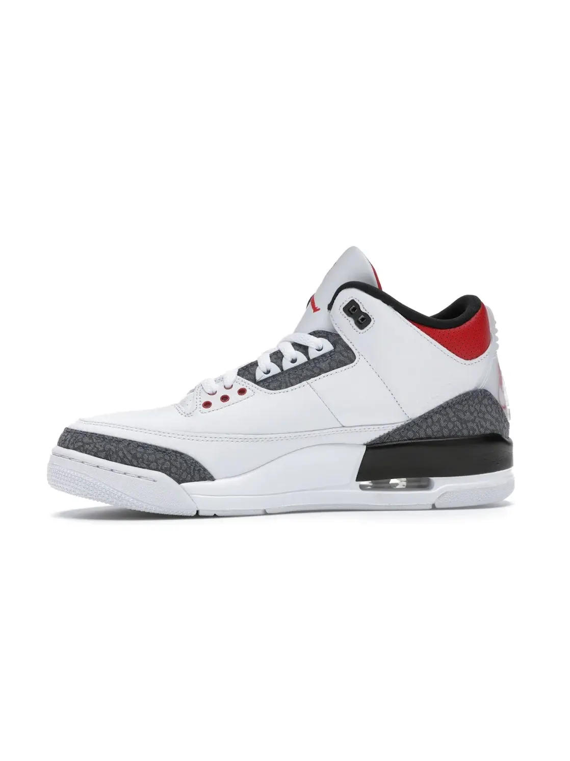 Мужские кроссовки Lifestyle с джинсовым верхом Jordan 3 Retro — изображение 3 из 4, белый/красный-черный