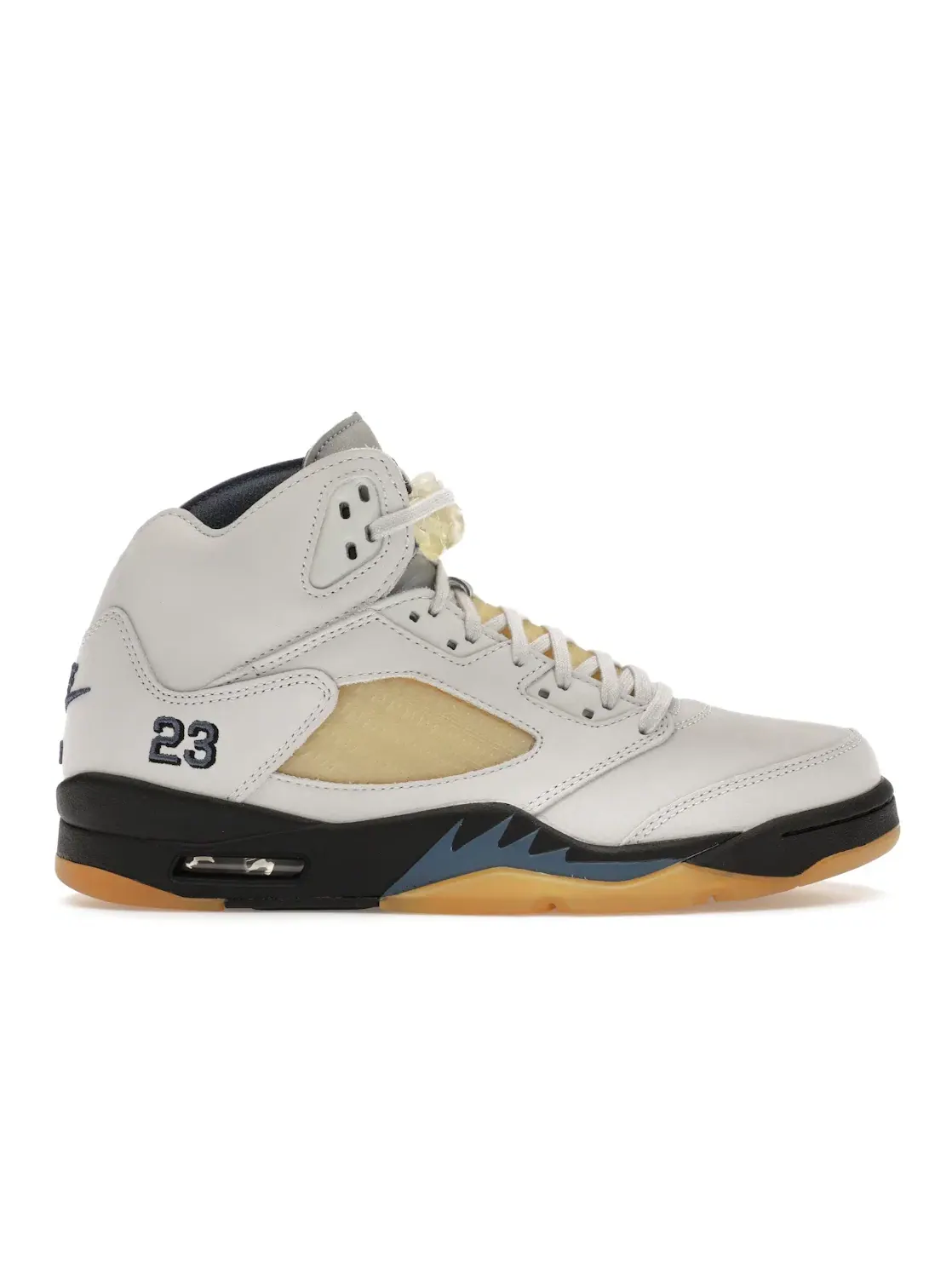 Женские кроссовки с коллаборацией A Ma Maniére Jordan 5 Retro — изображение 1 из 4